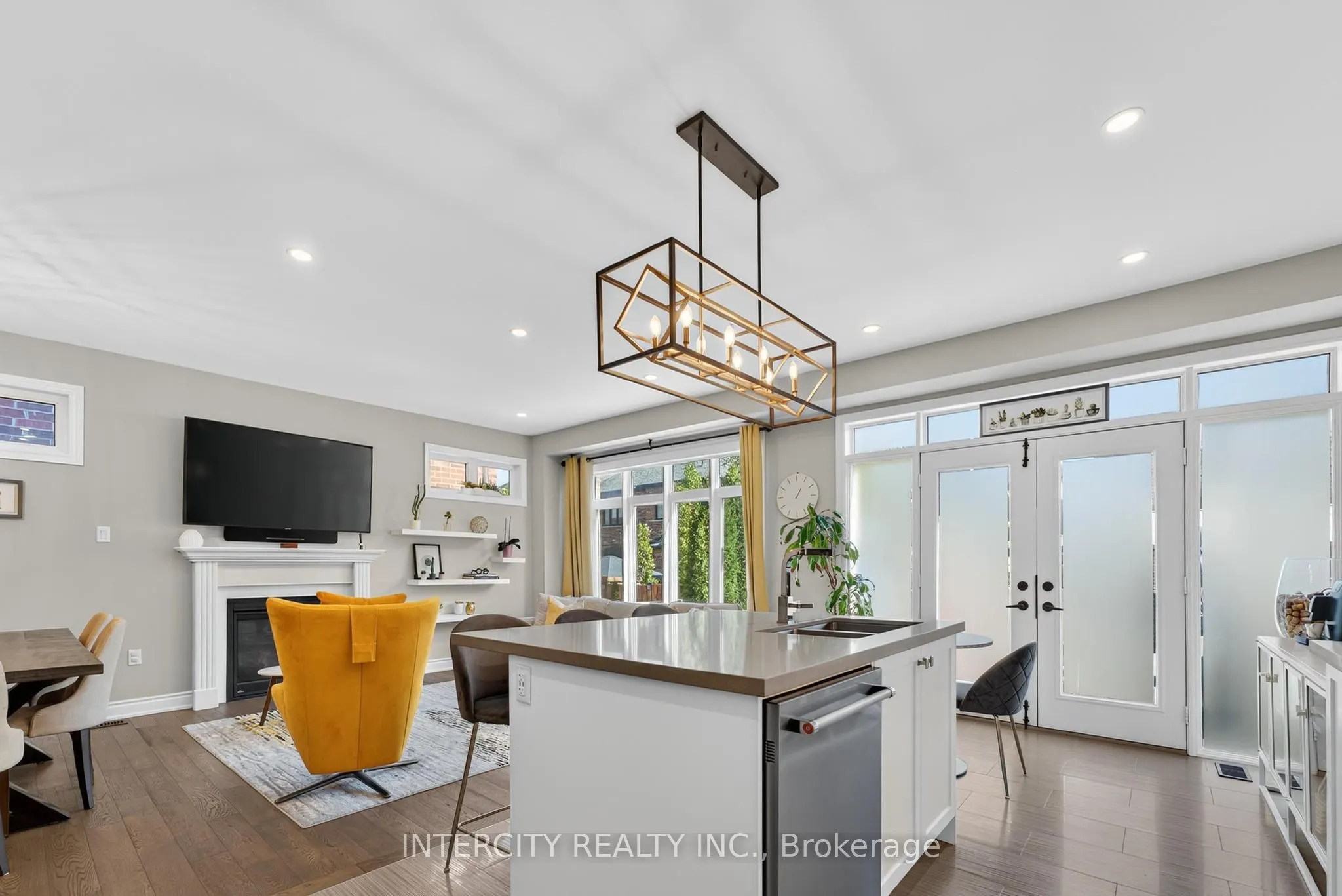 14 Great Heron Court