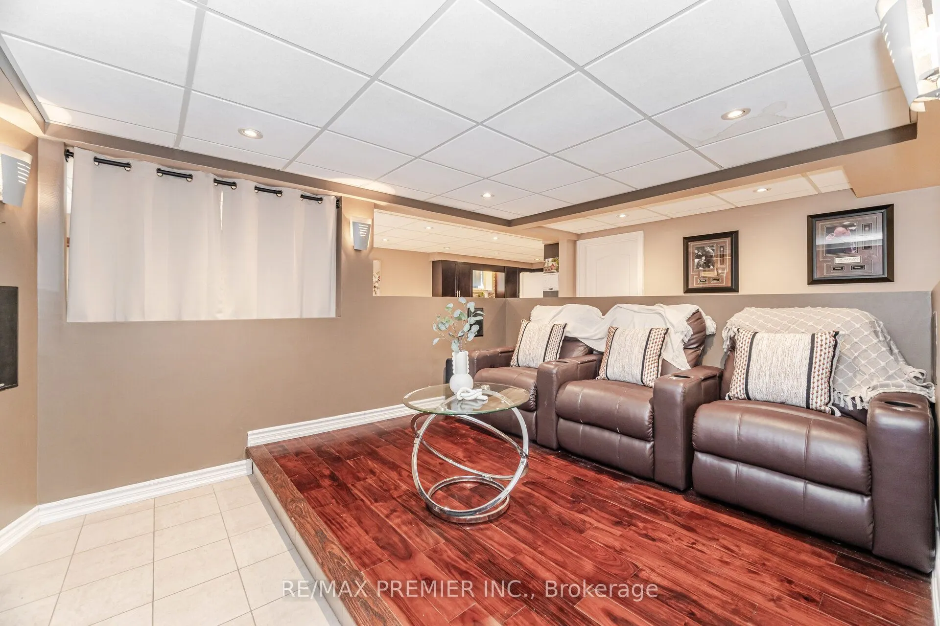 183 Regency View Heights