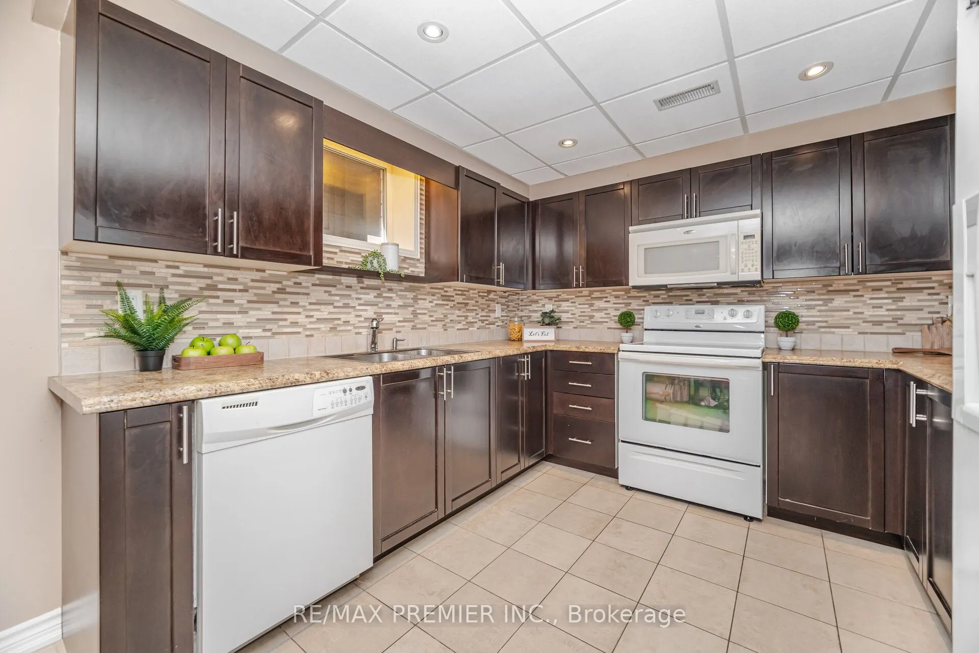 183 Regency View Heights