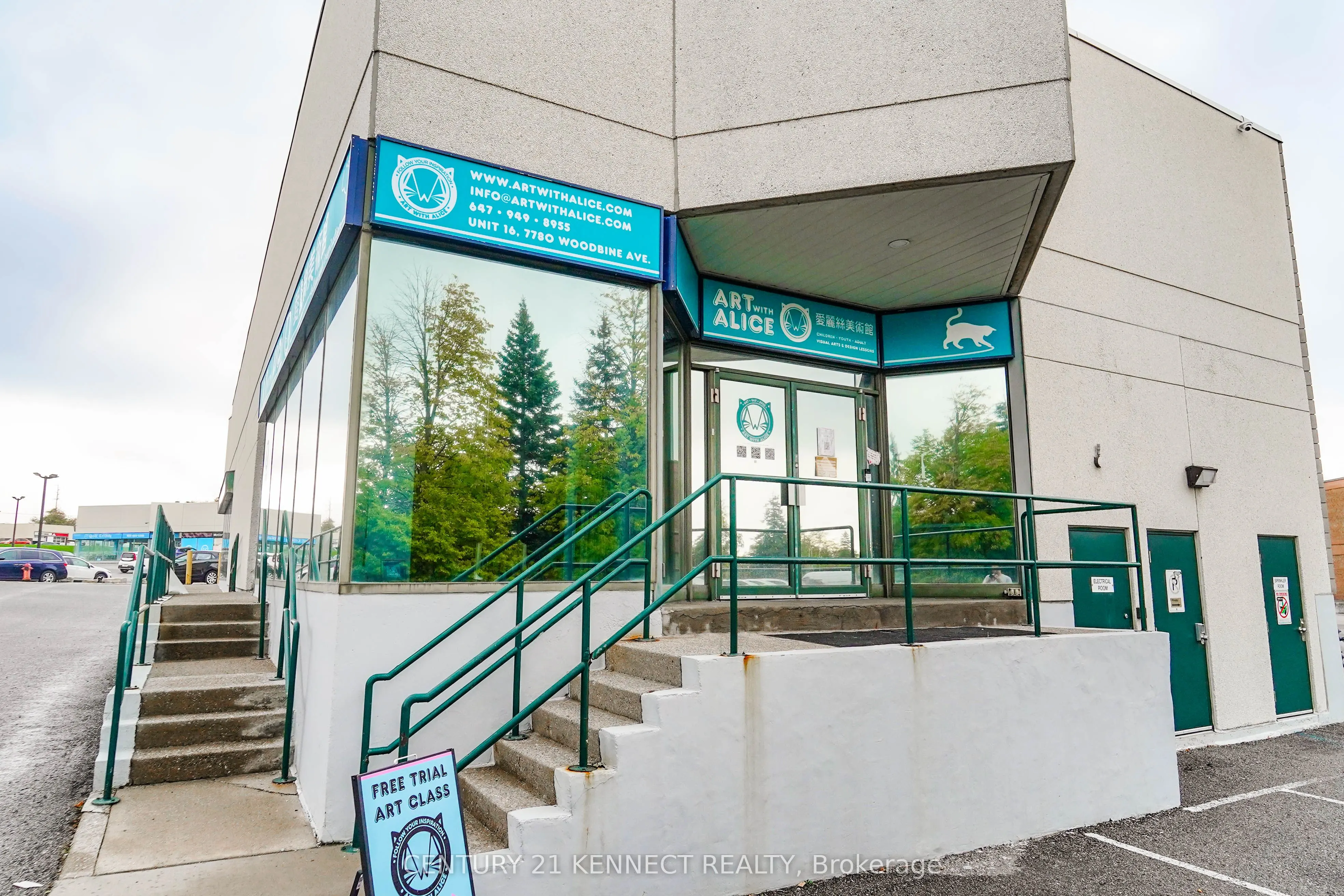 7780 Woodbine Avenue, #16