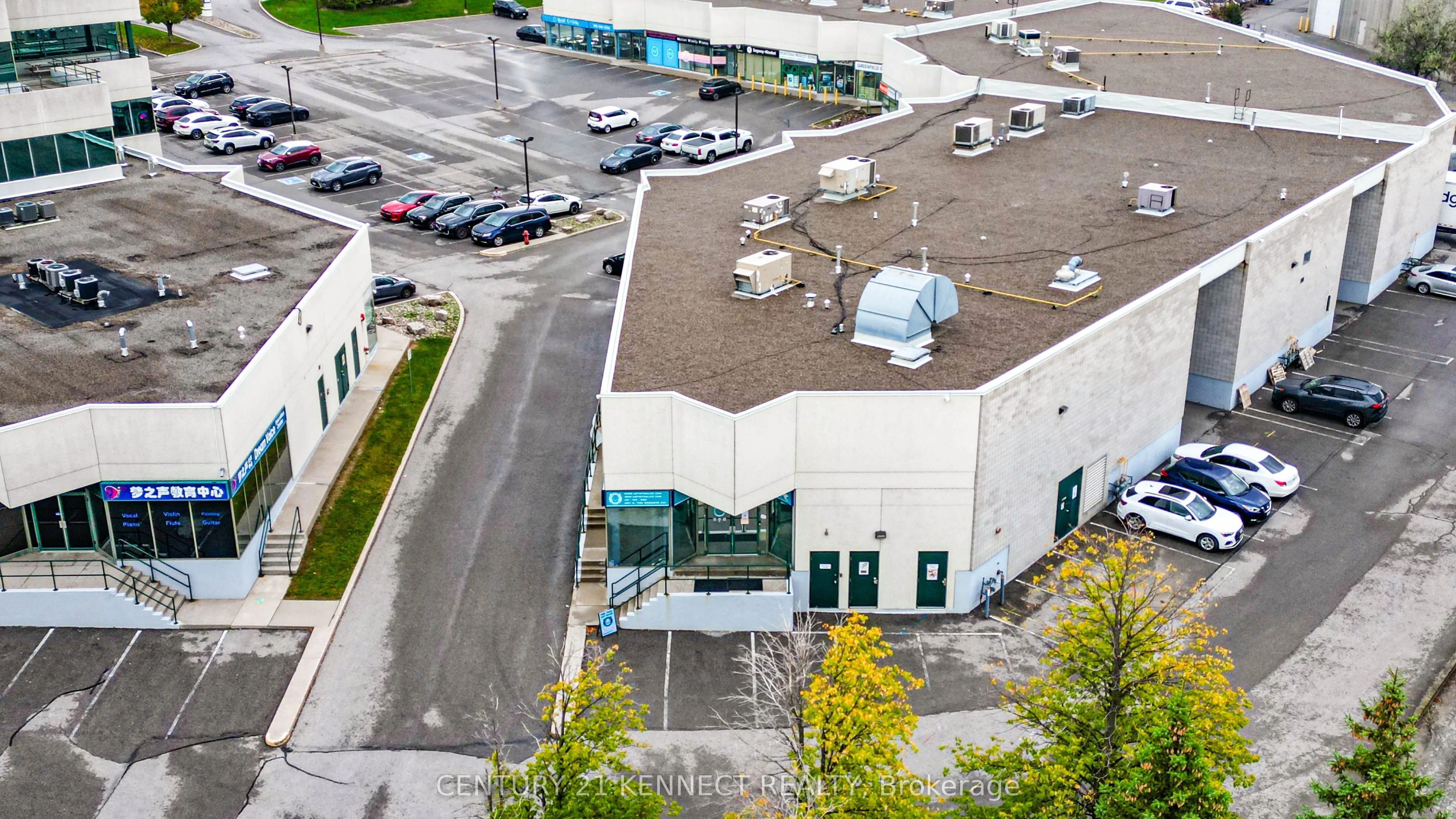 7780 Woodbine Avenue, #16