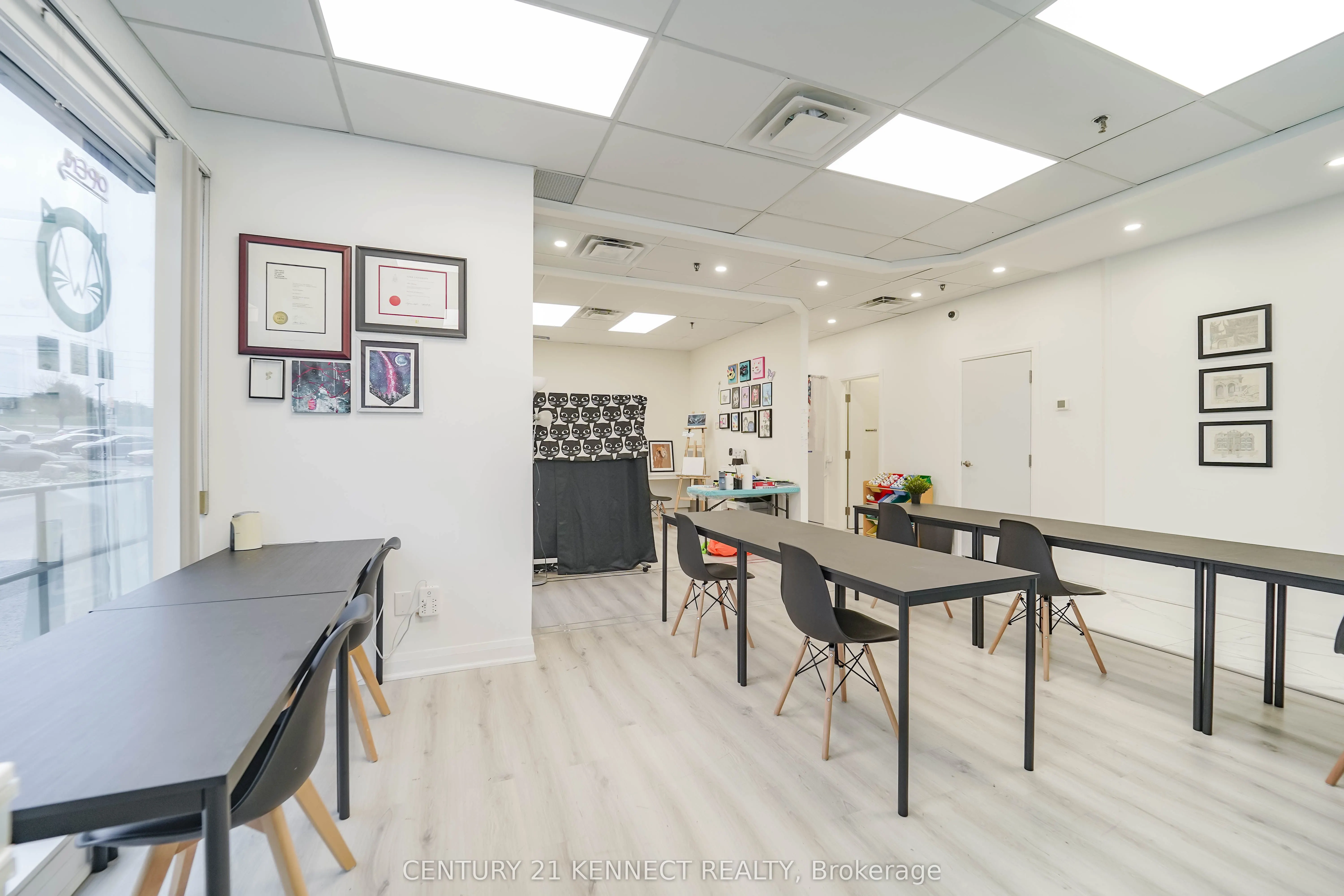 7780 Woodbine Avenue, #16