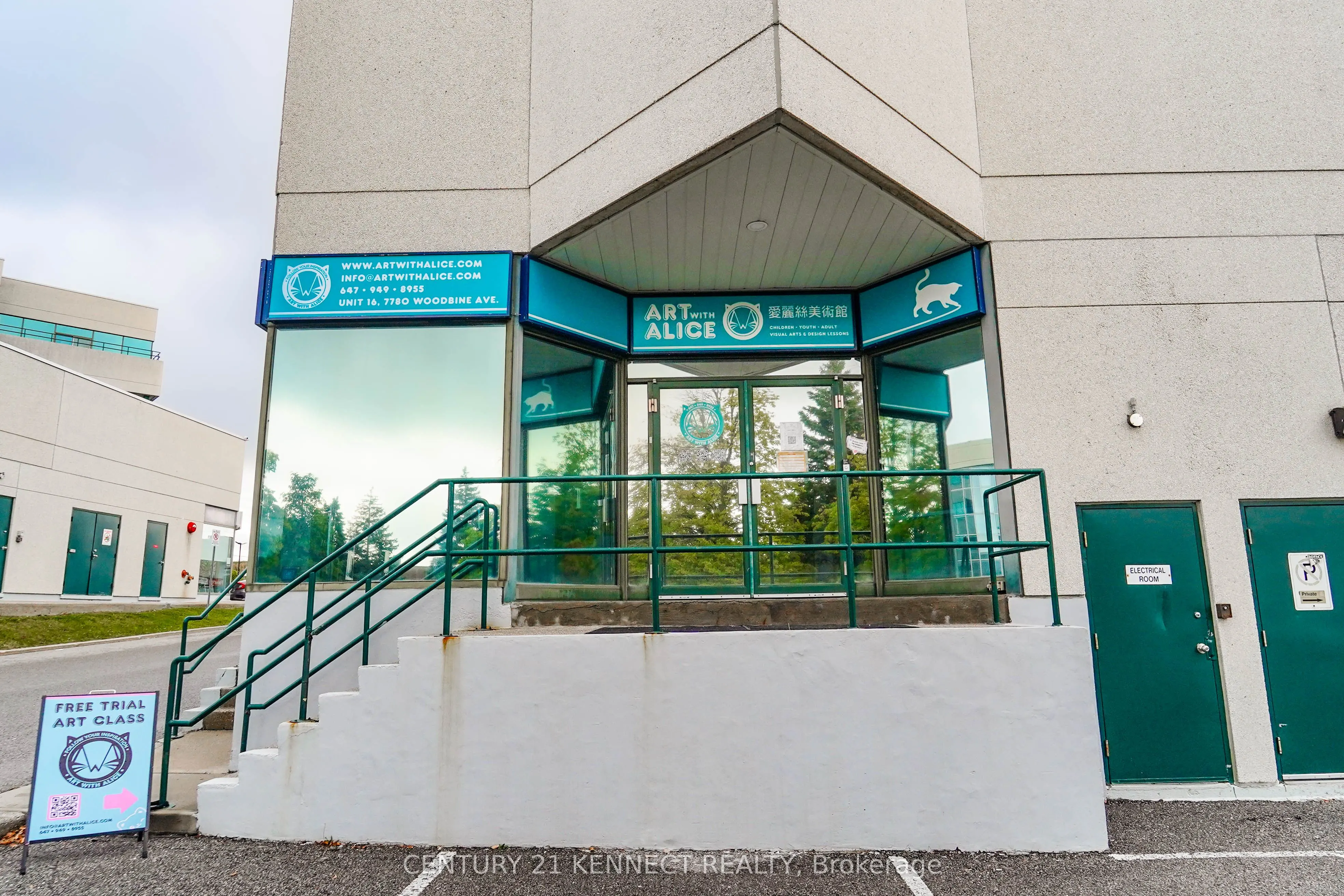 7780 Woodbine Avenue, #16