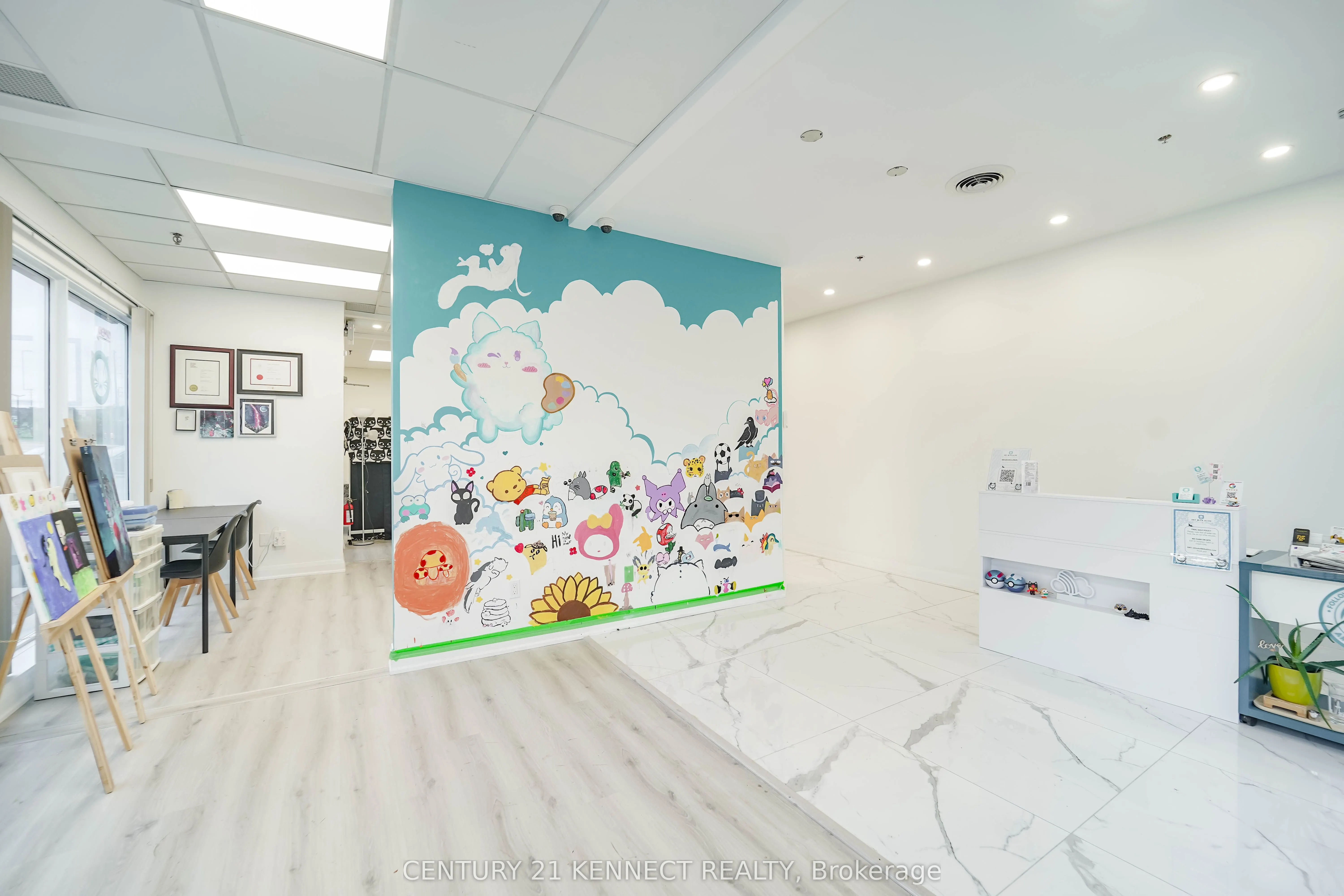 7780 Woodbine Avenue, #16