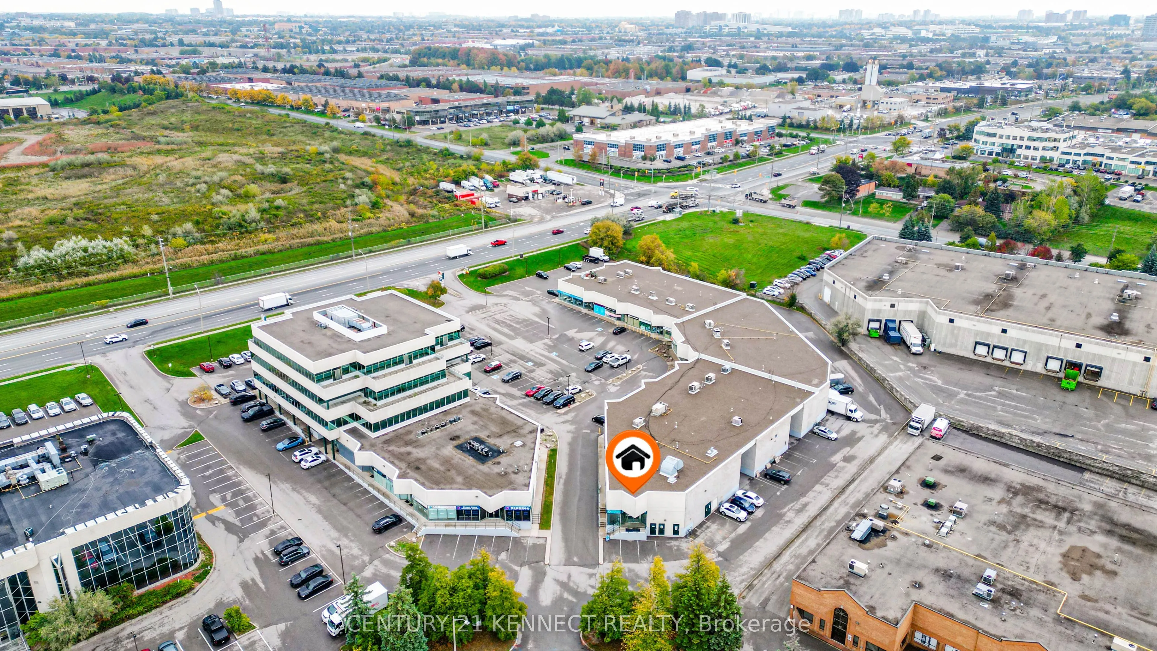 7780 Woodbine Avenue, #16