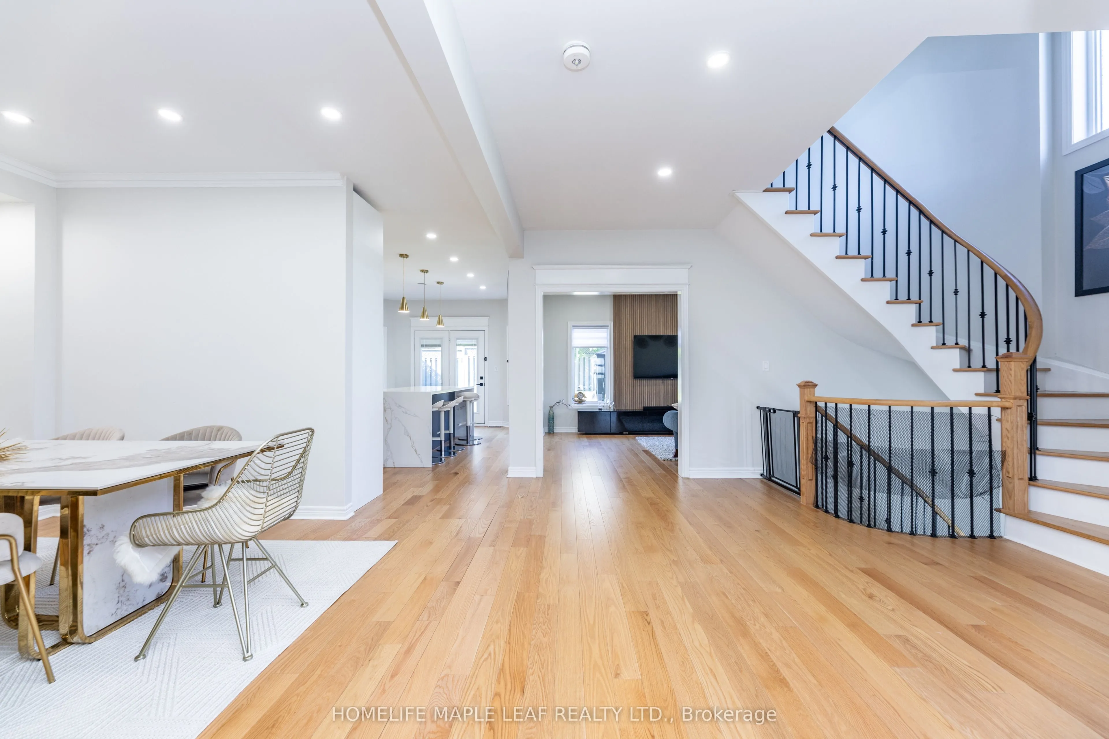 238 Devonsleigh Boulevard