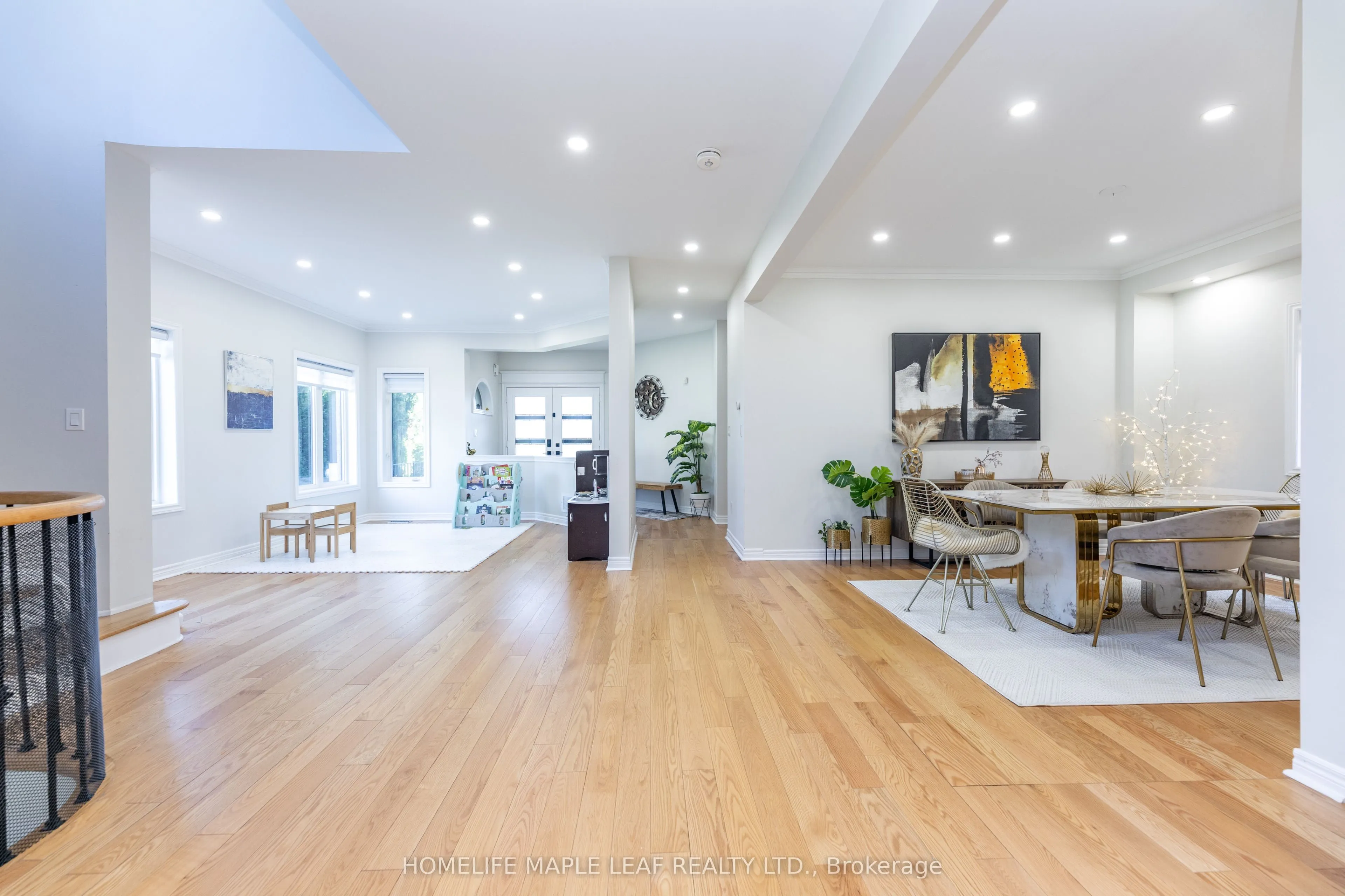 238 Devonsleigh Boulevard