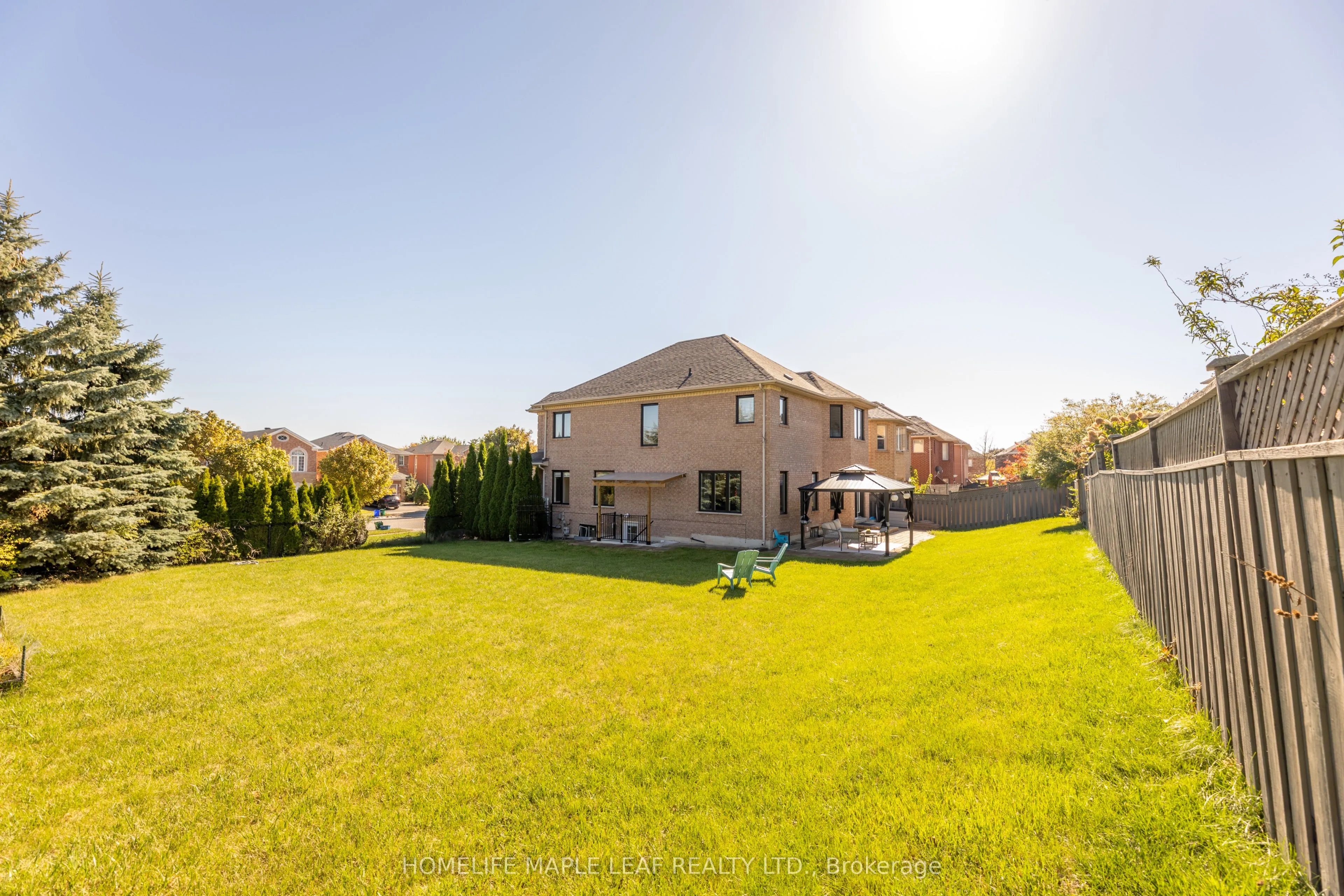 238 Devonsleigh Boulevard