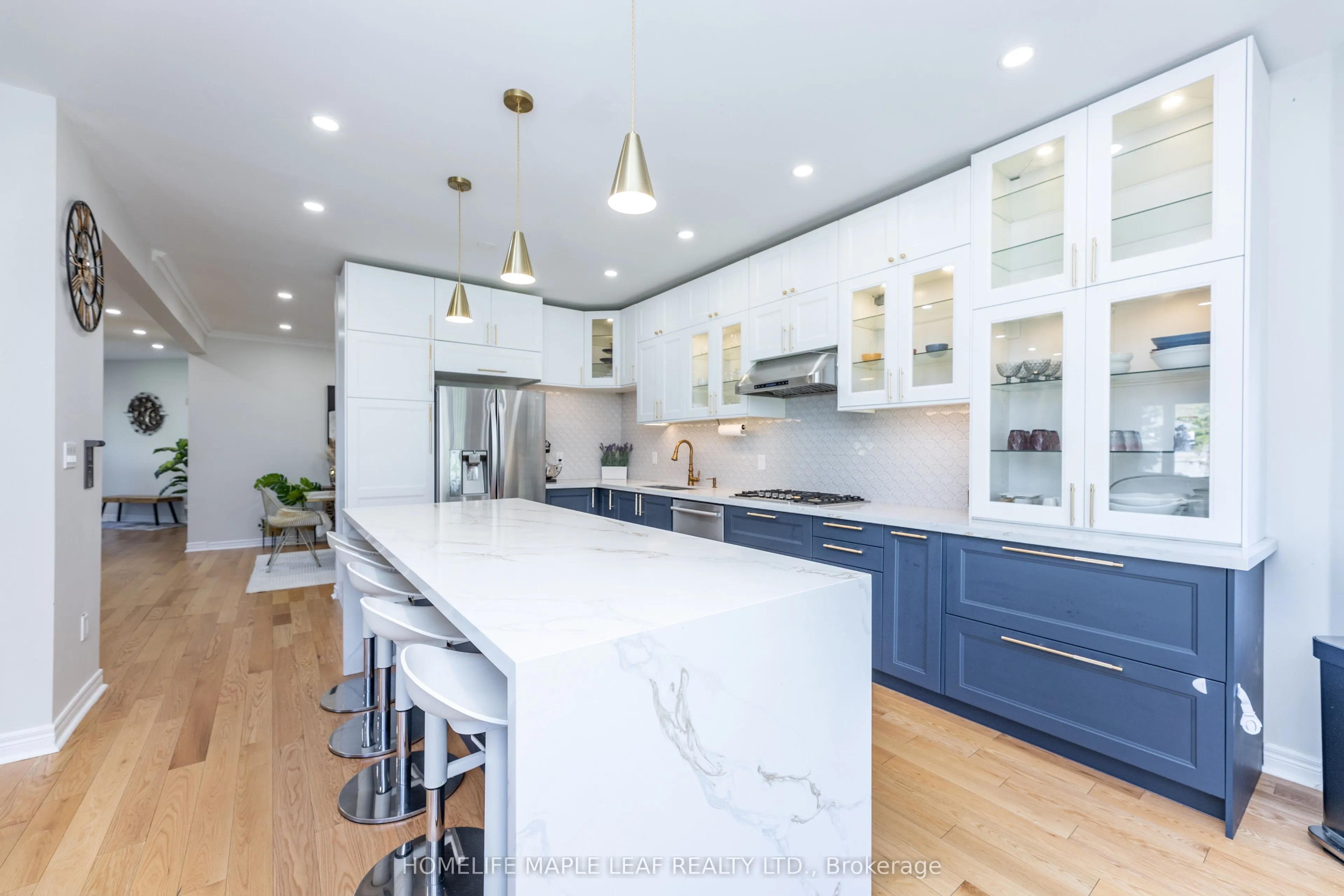 238 Devonsleigh Boulevard
