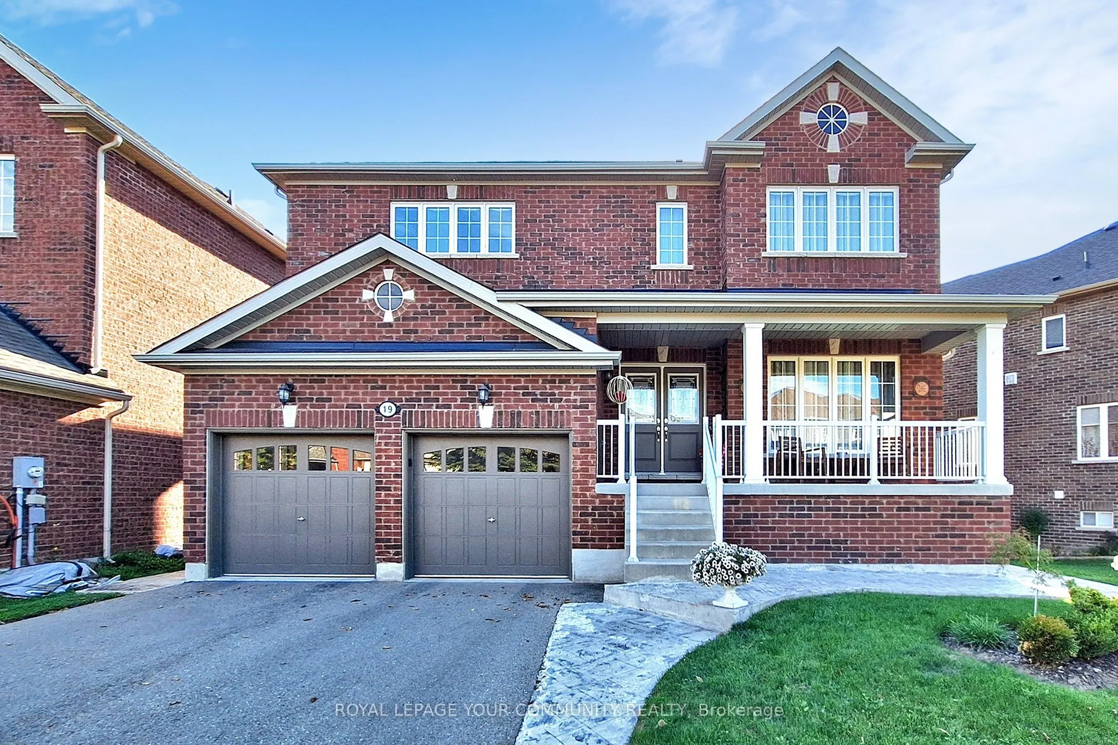 19 Richmond Park Drive