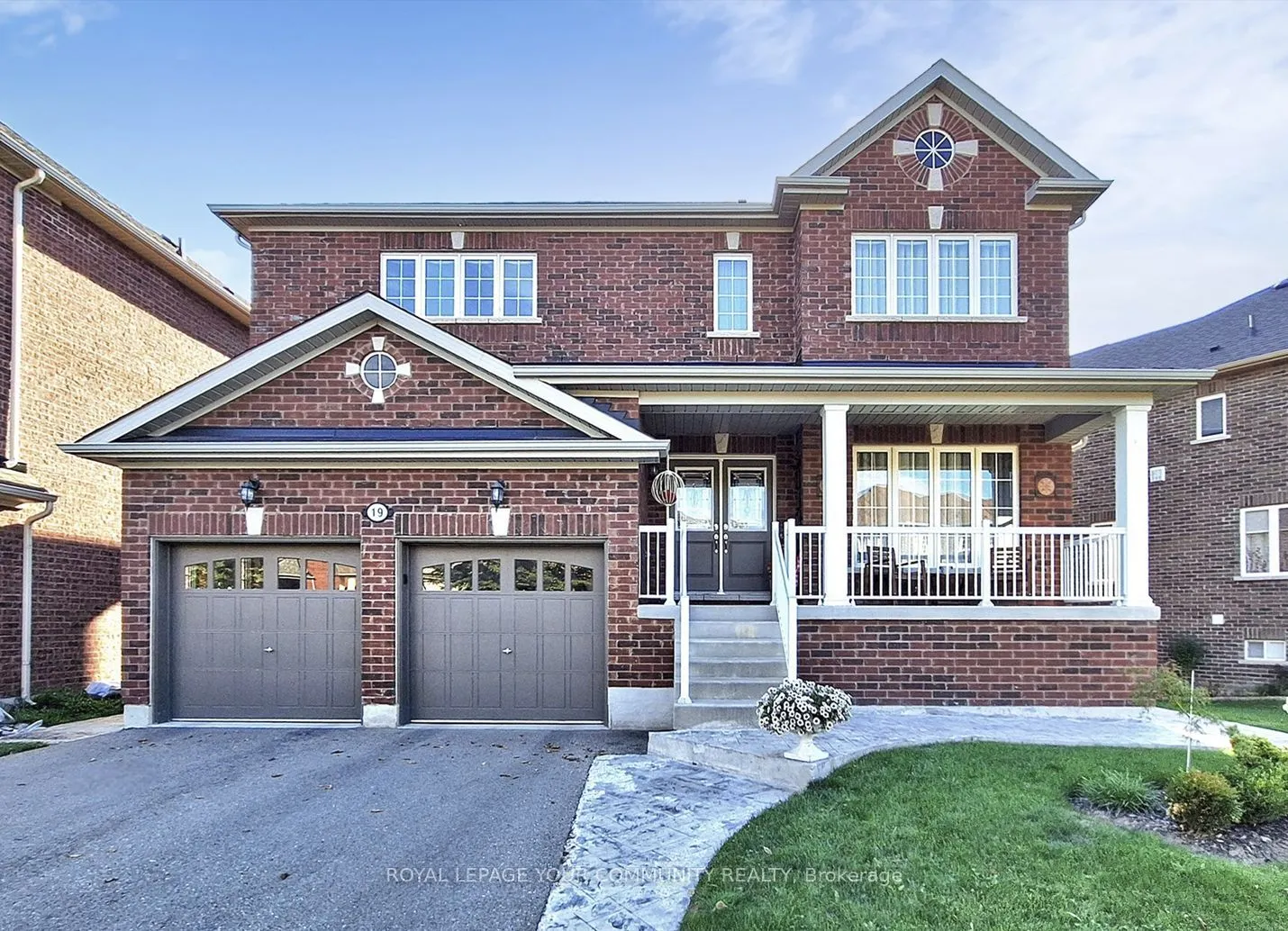 19 Richmond Park Drive