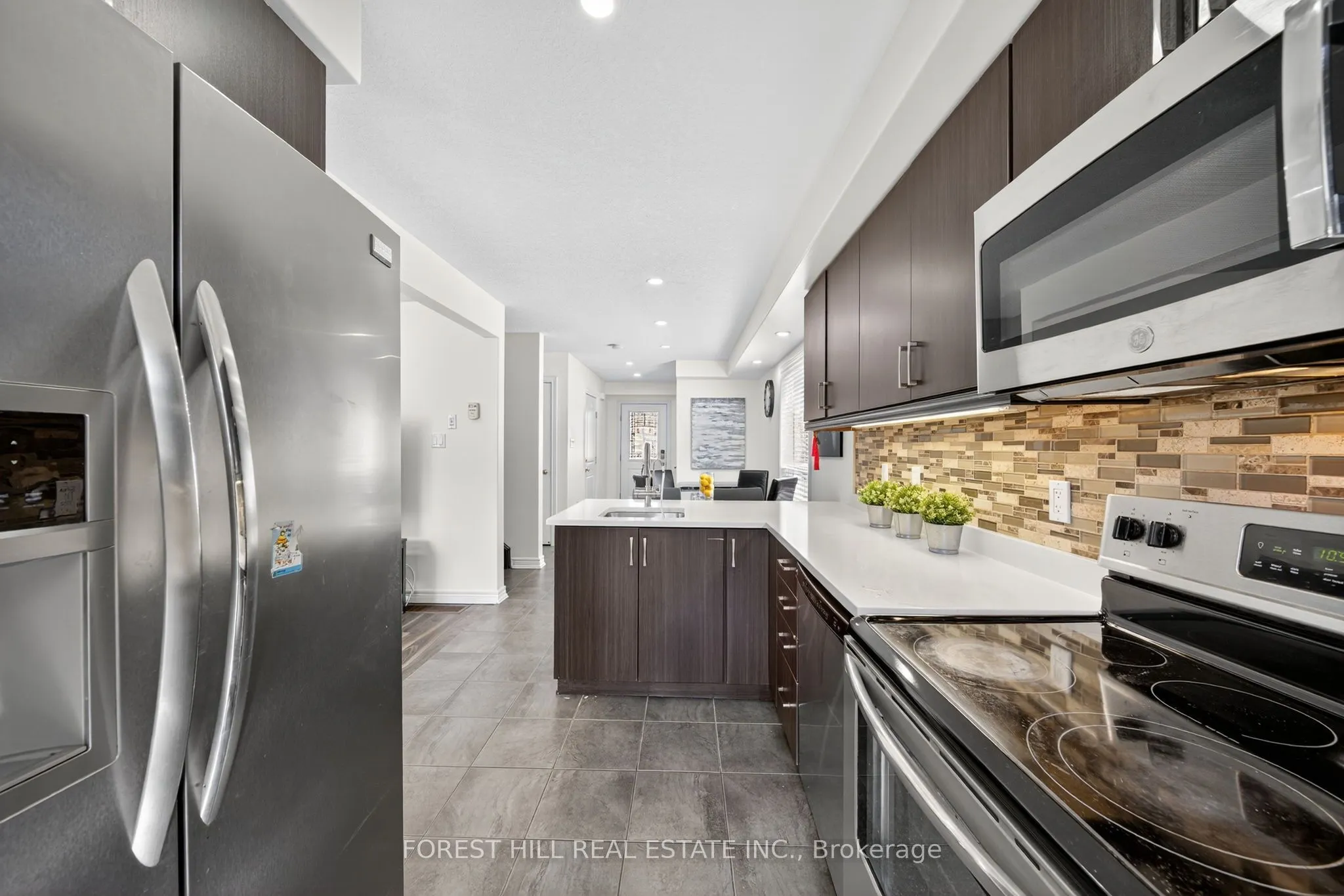 160 Banting Crescent