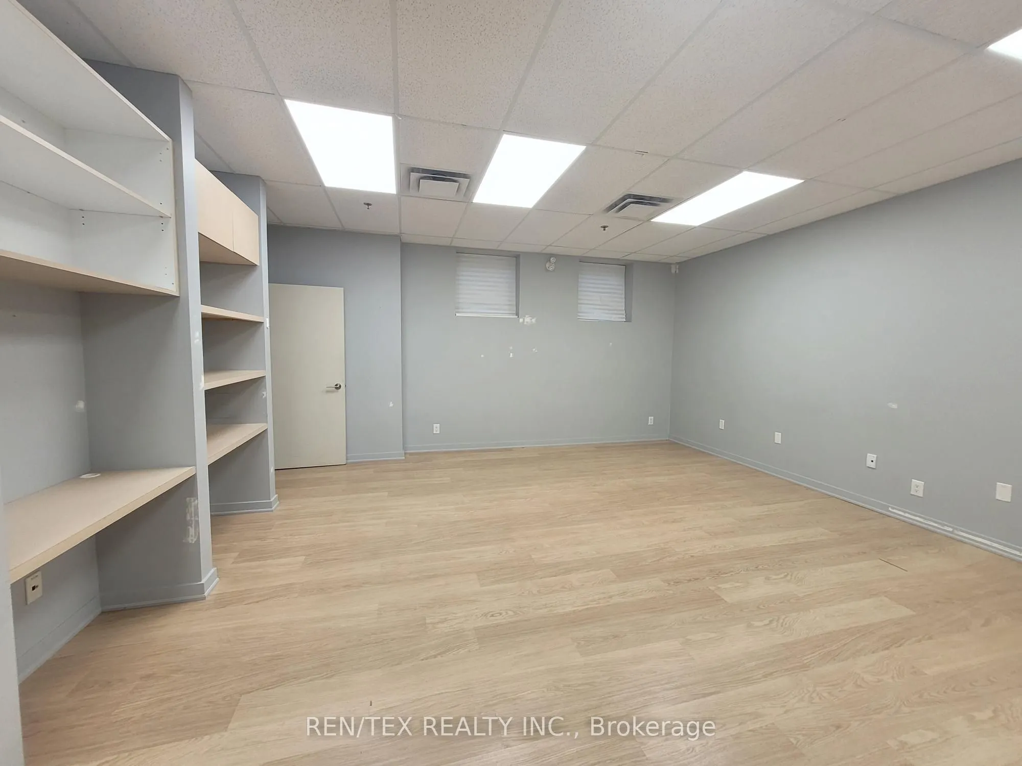 9565 Weston Road, #L02