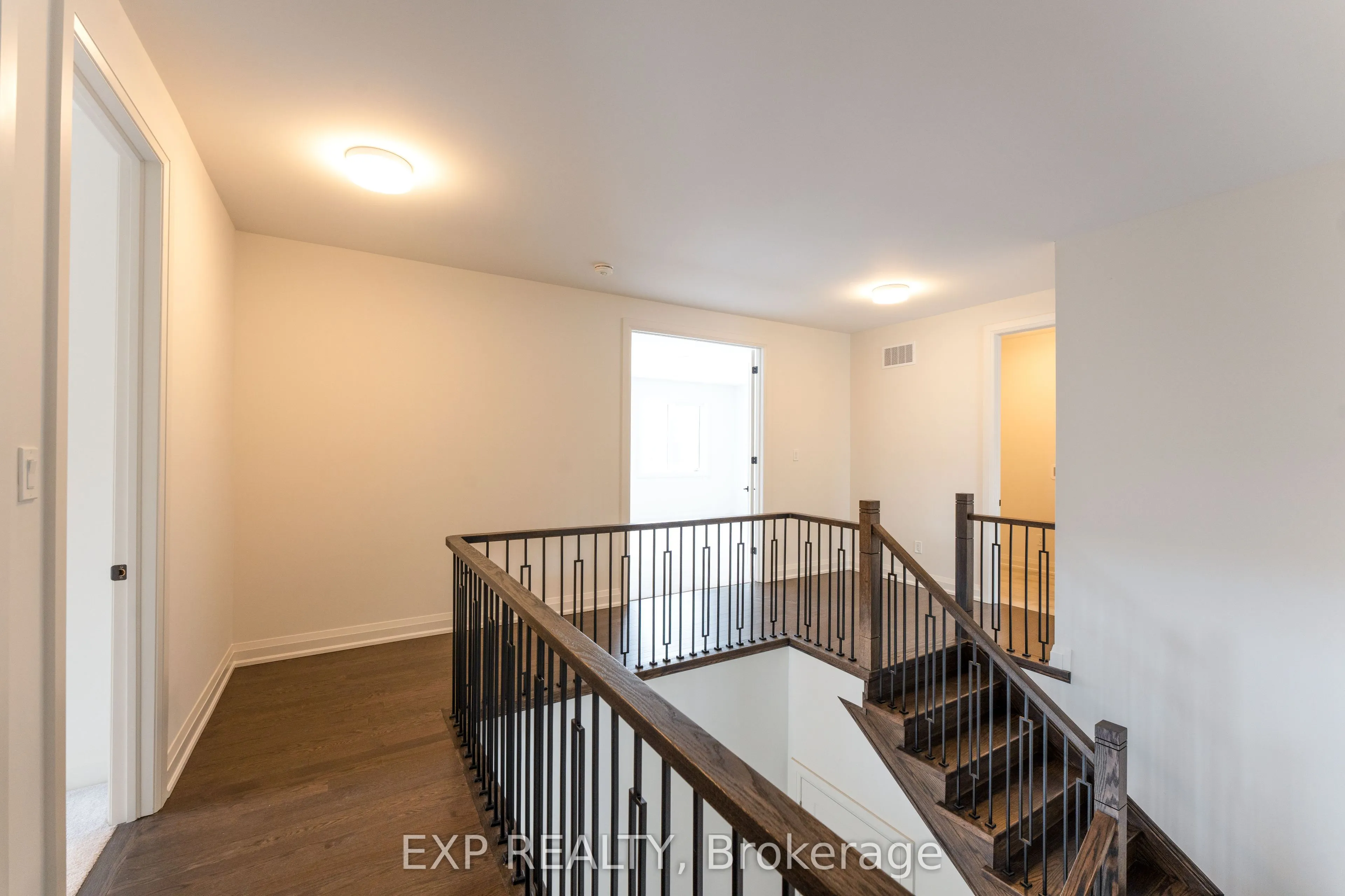 5 Mayflower Gardens