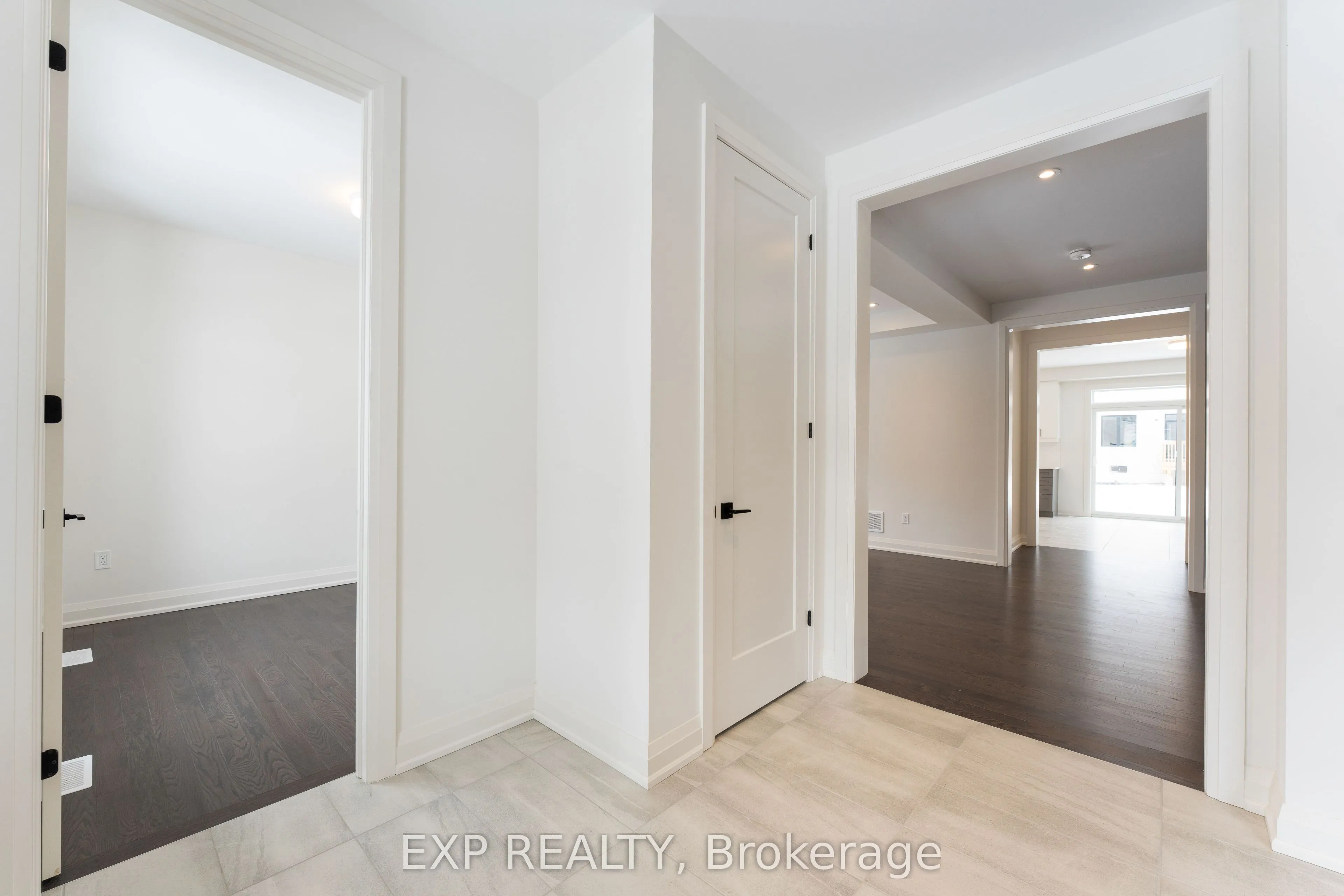 5 Mayflower Gardens