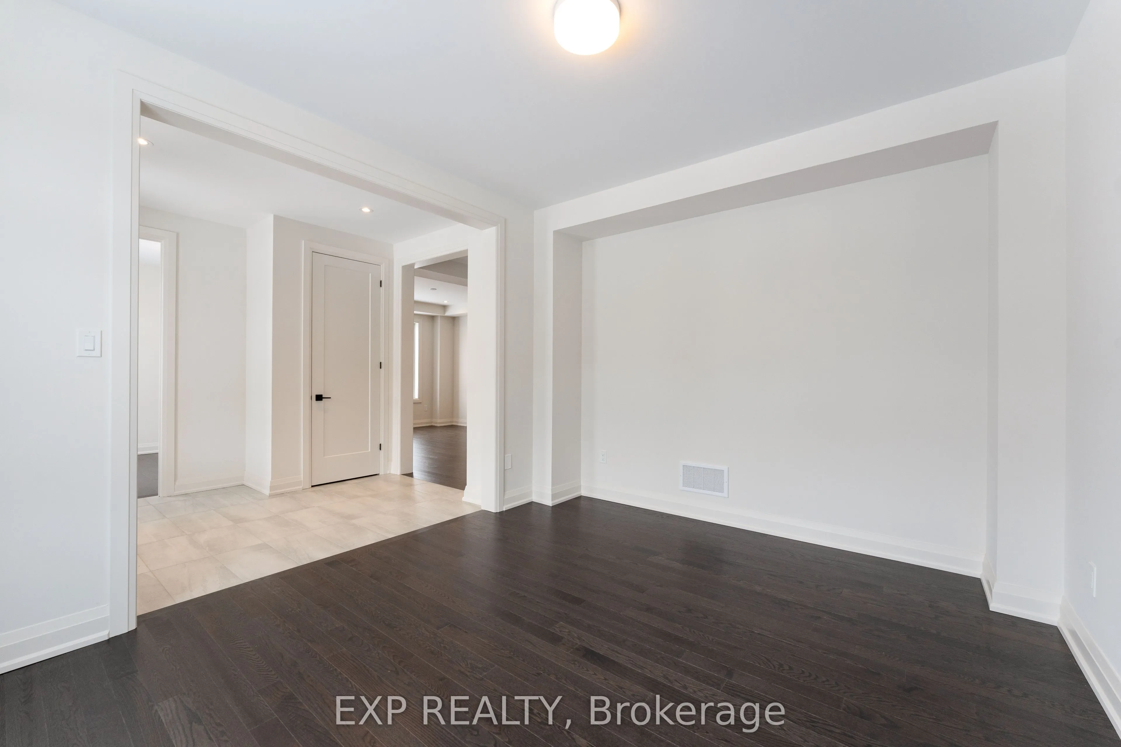5 Mayflower Gardens