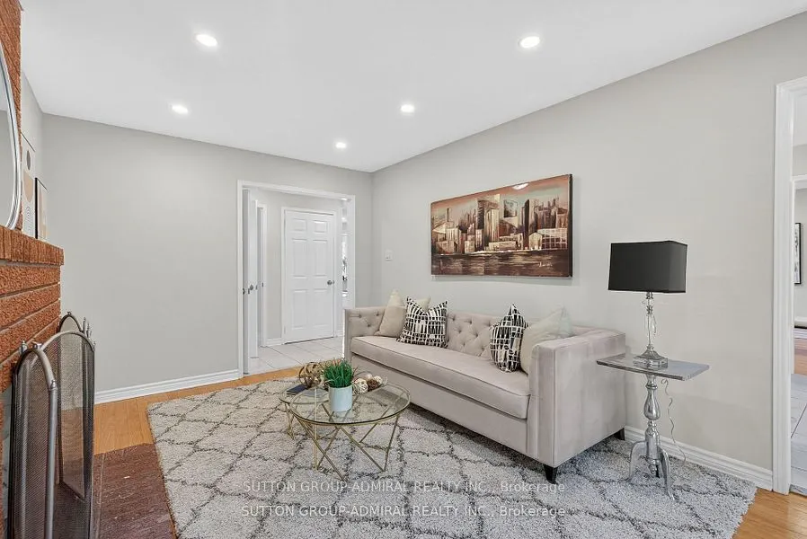 43 Keremeos Crescent