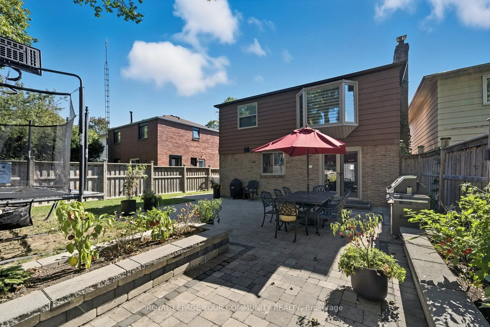 32 Ravengloss Drive