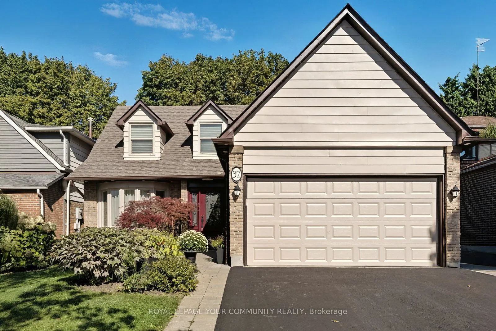32 Ravengloss Drive