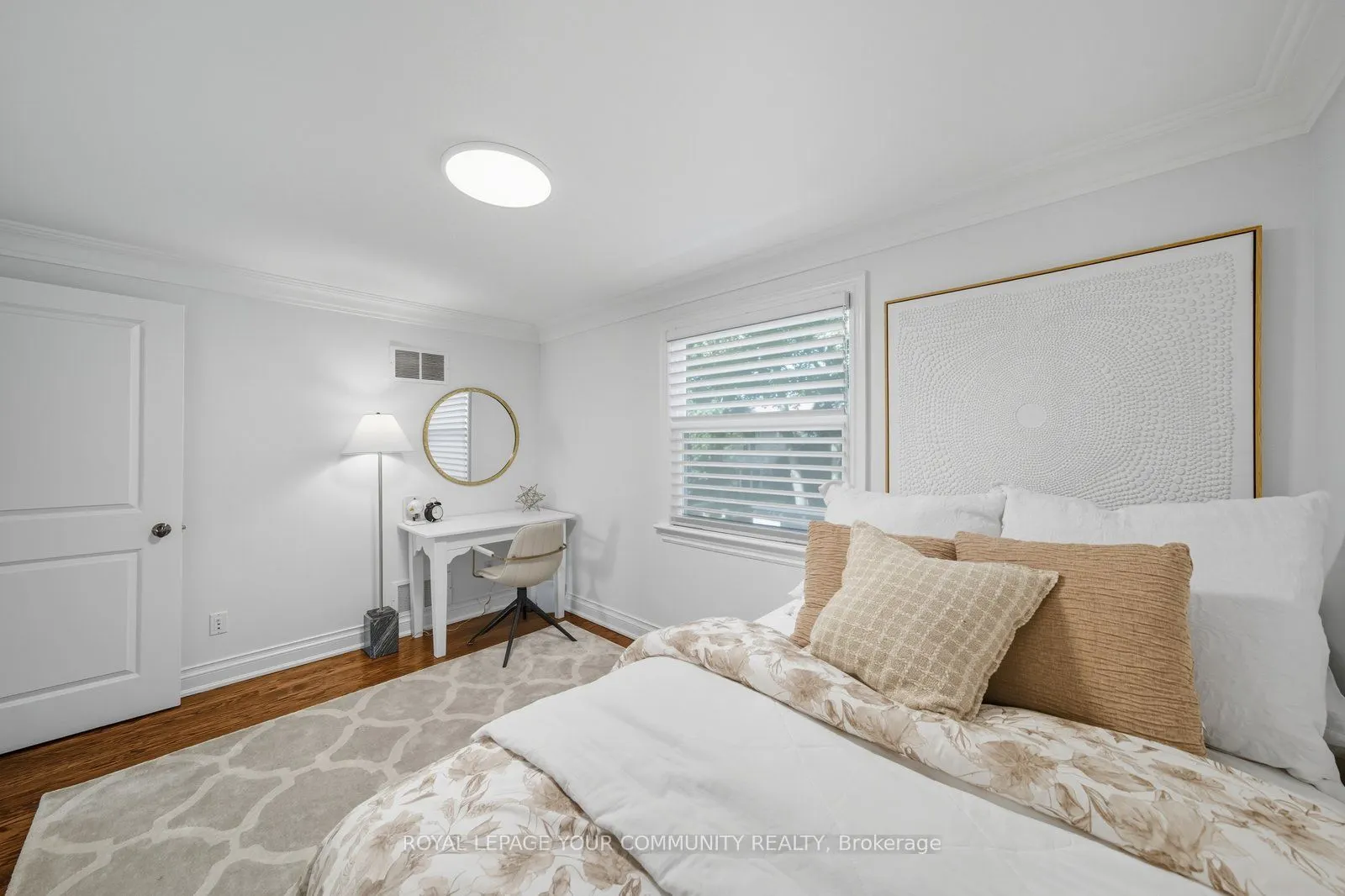 32 Ravengloss Drive