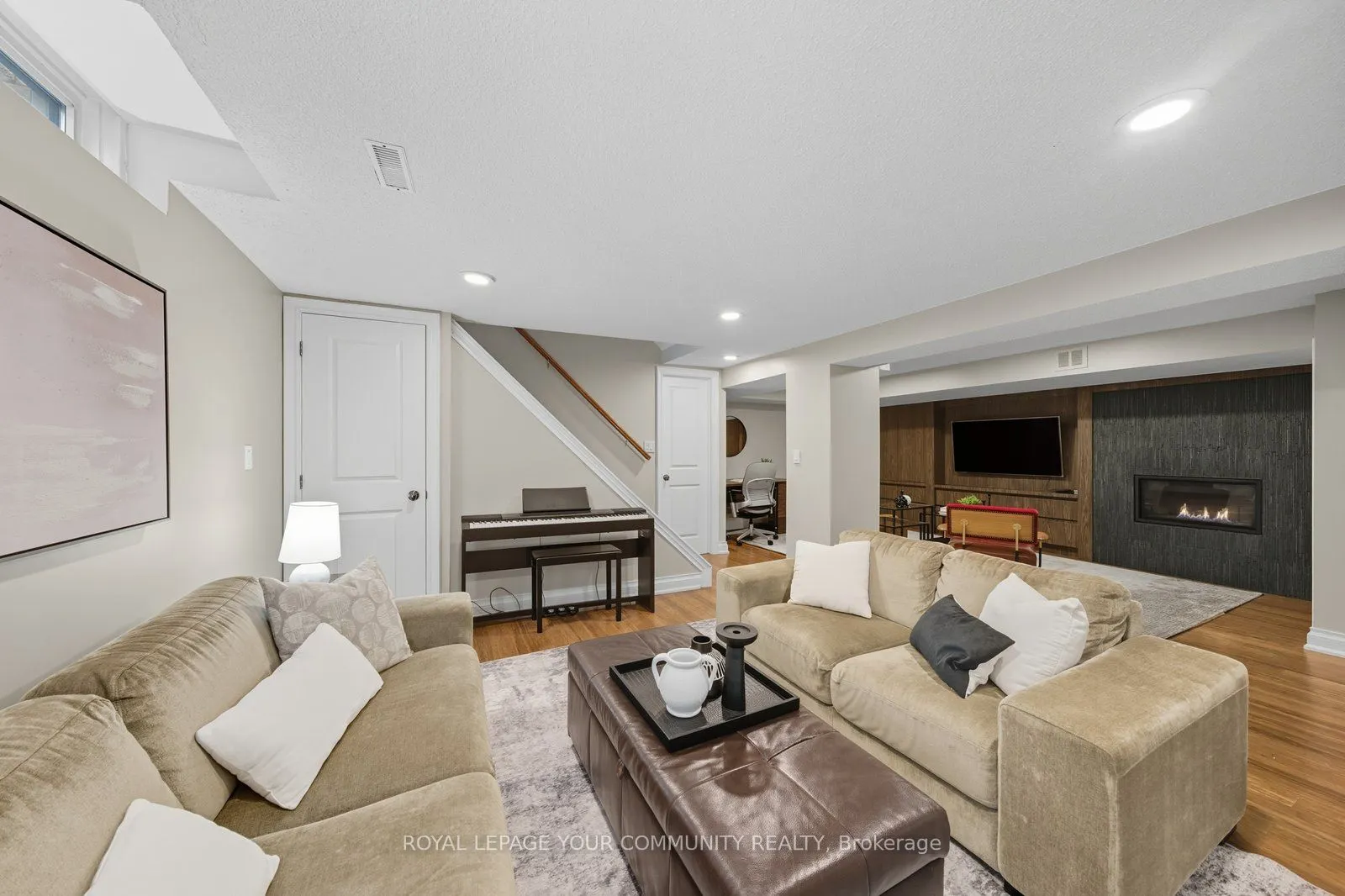 32 Ravengloss Drive