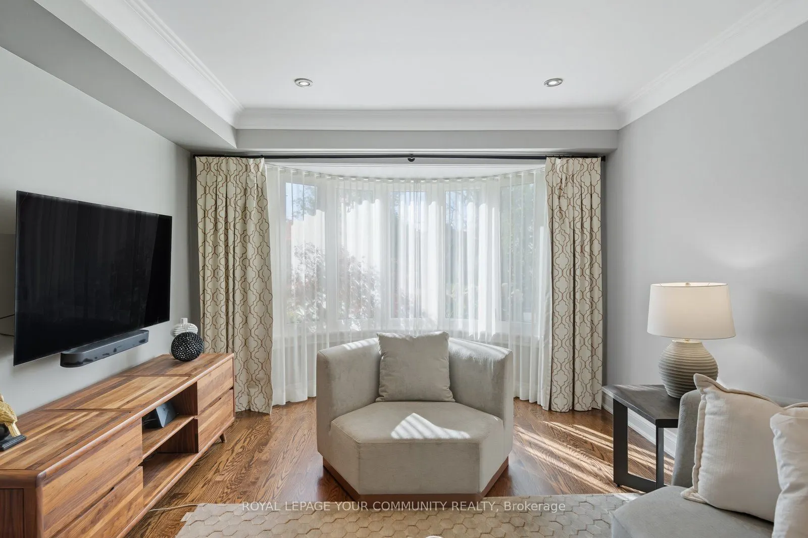 32 Ravengloss Drive