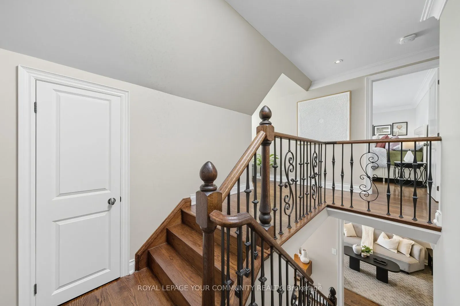 32 Ravengloss Drive