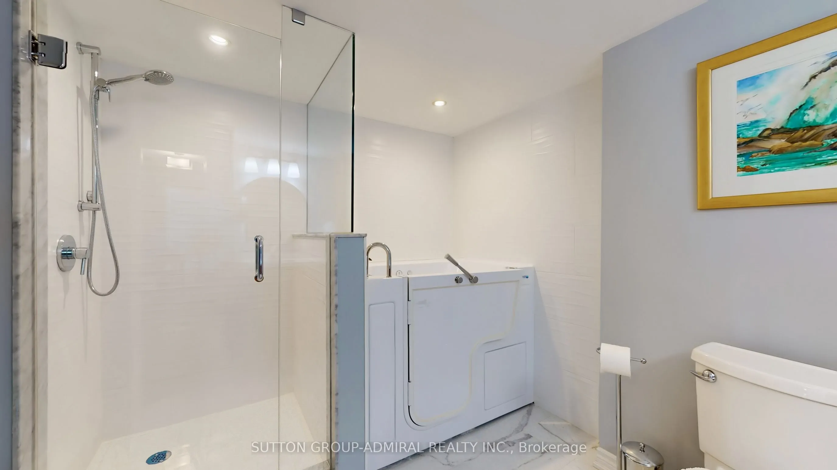 30 Harding Boulevard W, #917