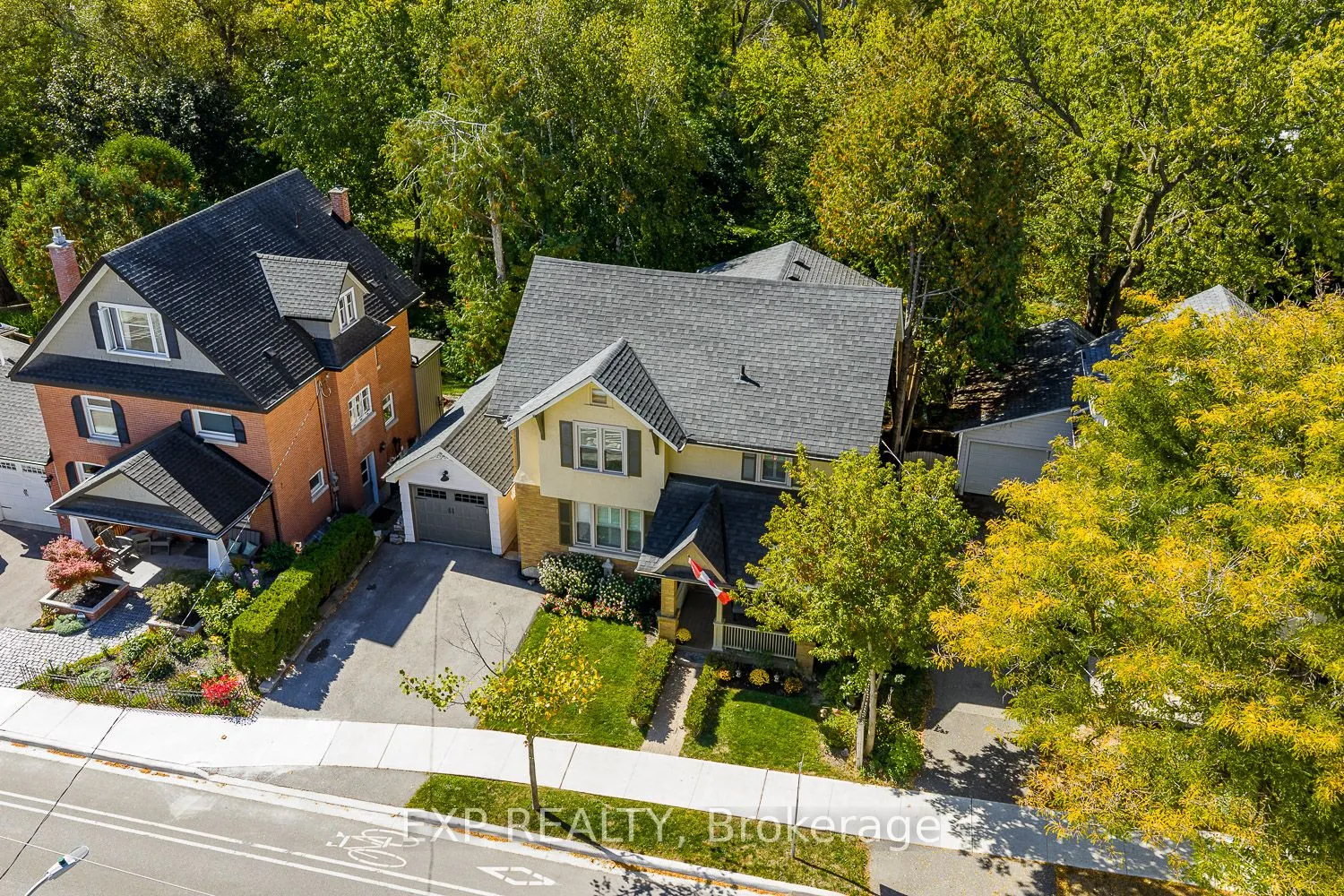 208 Lorne Avenue