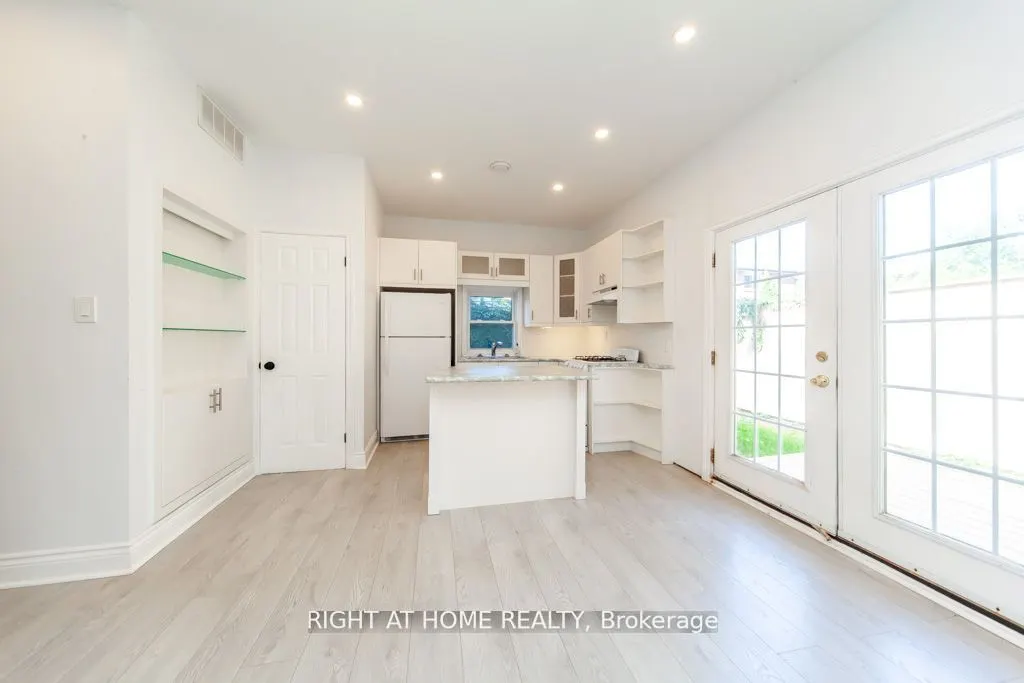 2 Peter Street, #Unit B