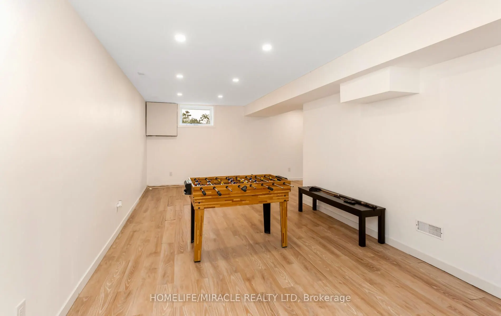 17 Kinsley Street
