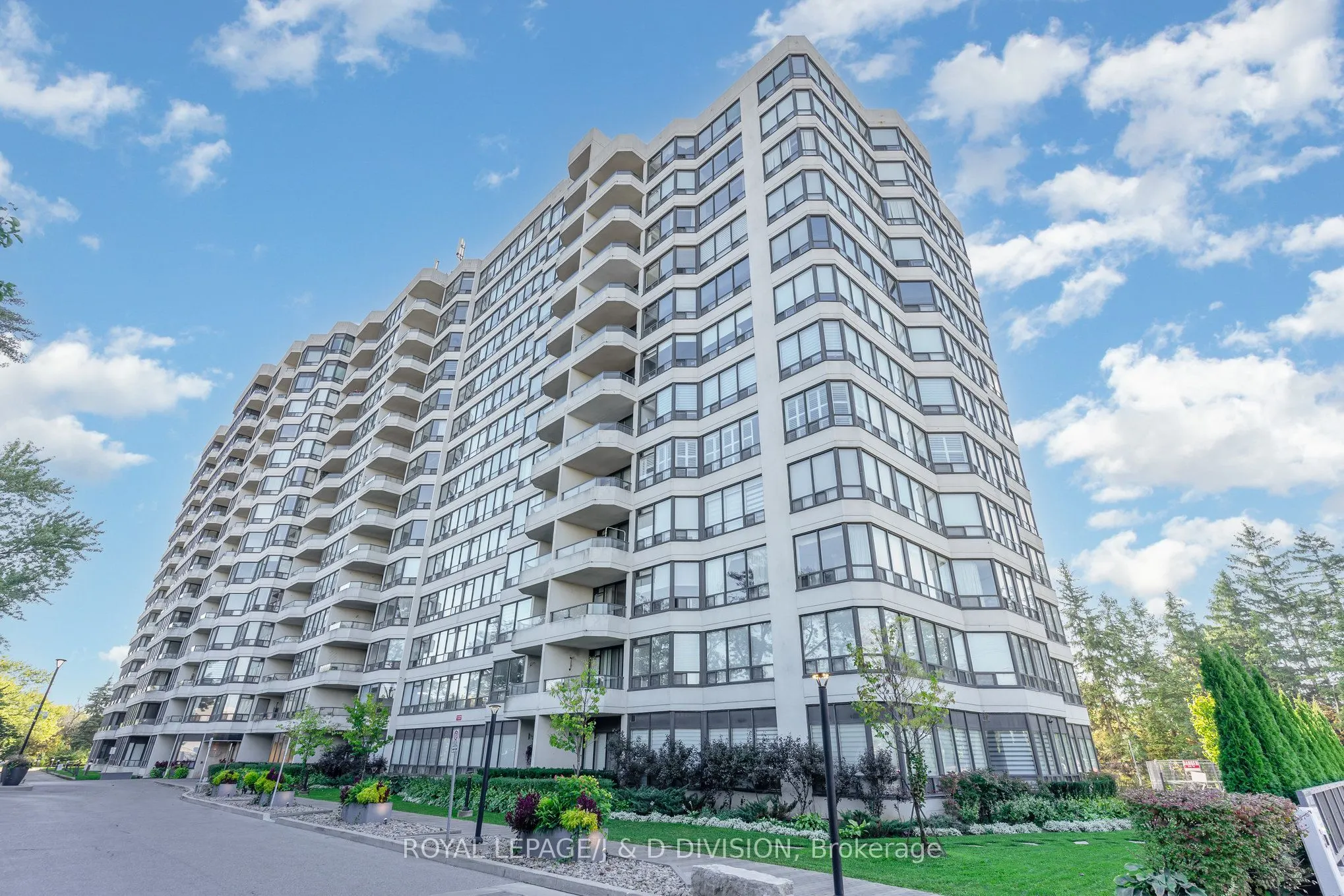8501 Bayview Avenue, #815