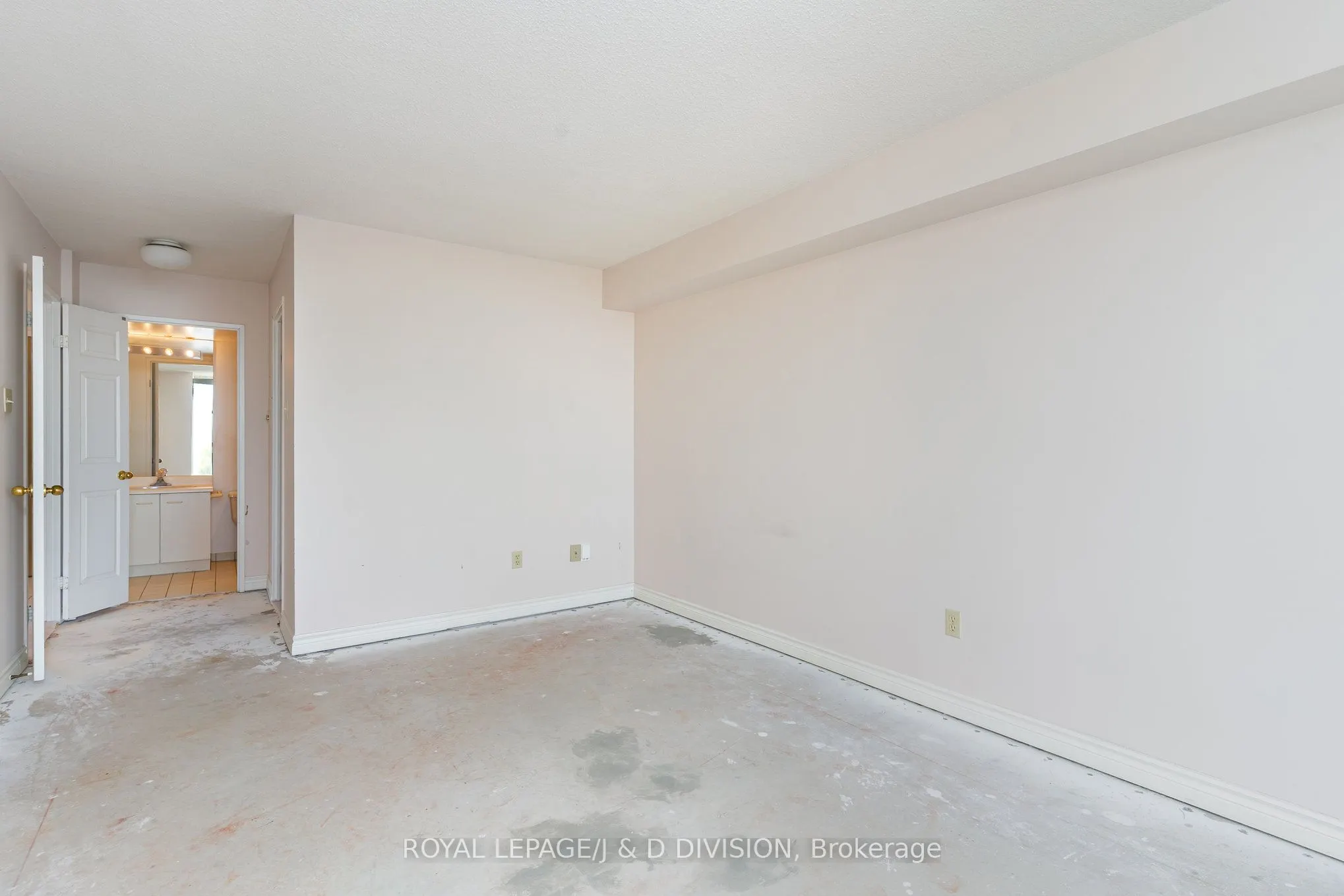8501 Bayview Avenue, #815