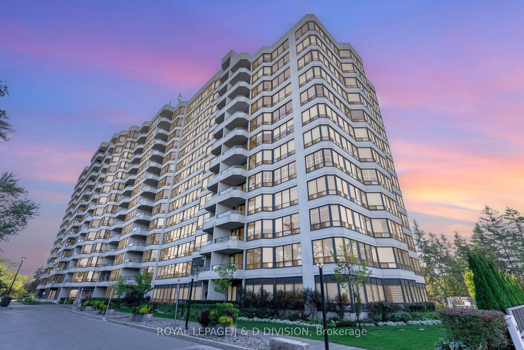 8501 Bayview Avenue, #815