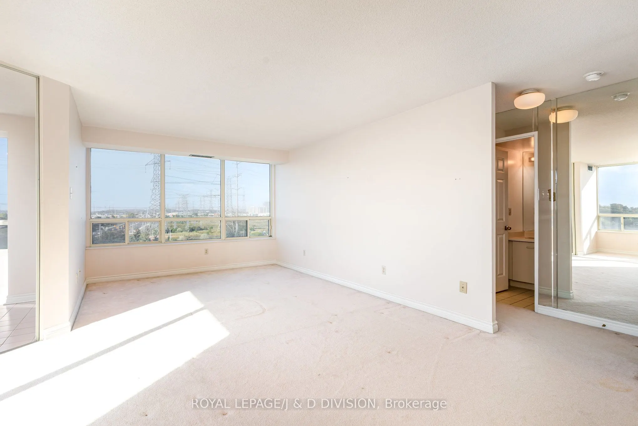 8501 Bayview Avenue, #815