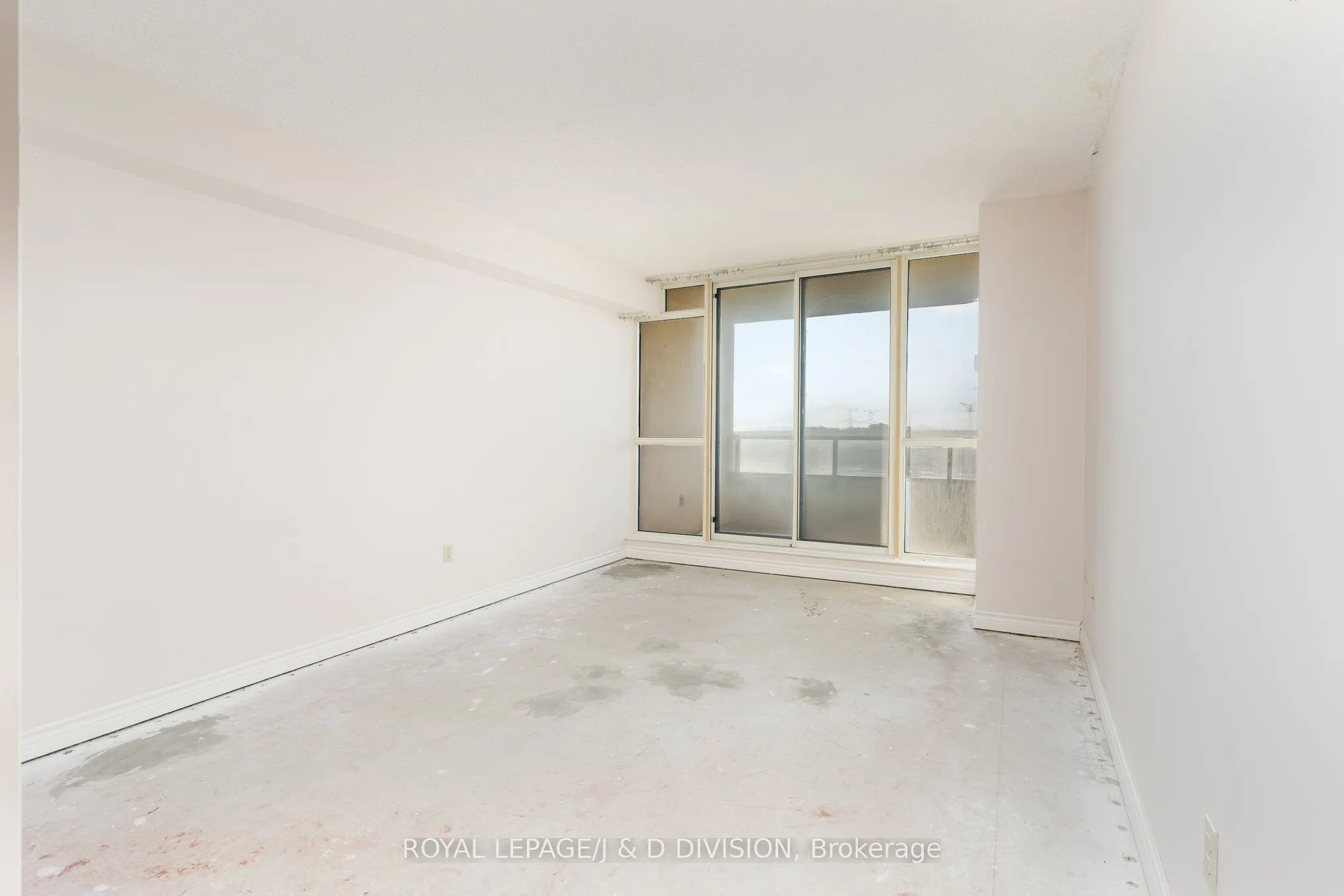 8501 Bayview Avenue, #815