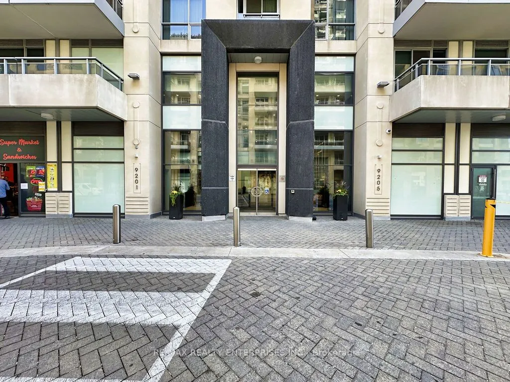 9205 YONGE Street, #802