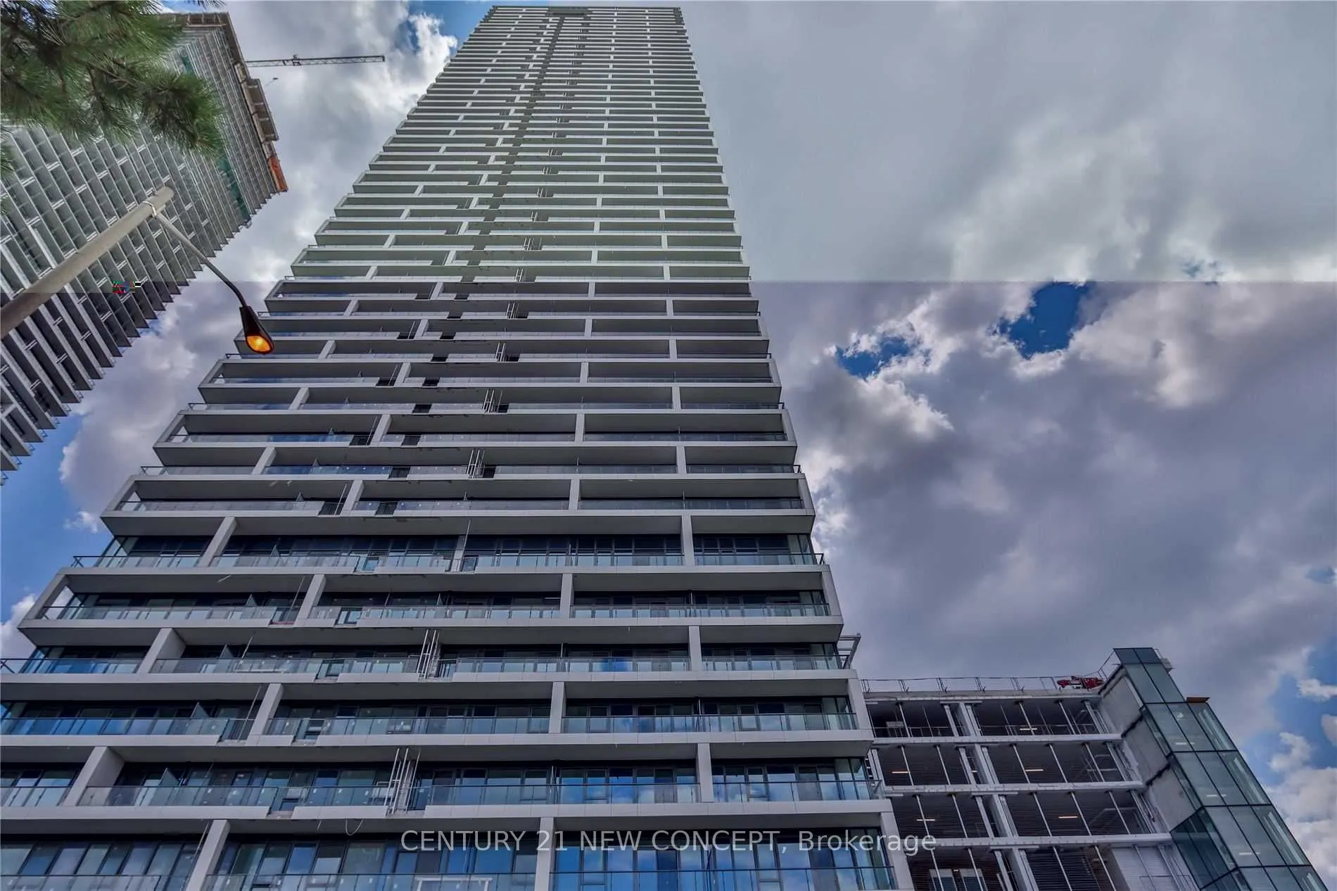898 Portage Parkway, #2902
