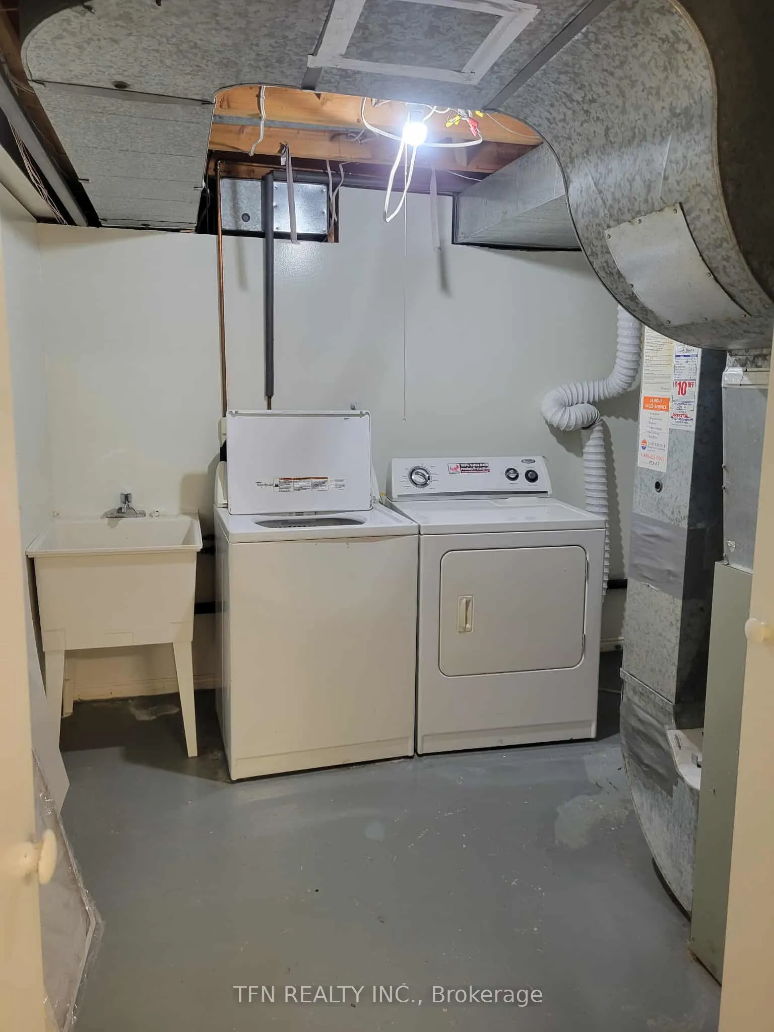112 Trafalgar Square, #Lower