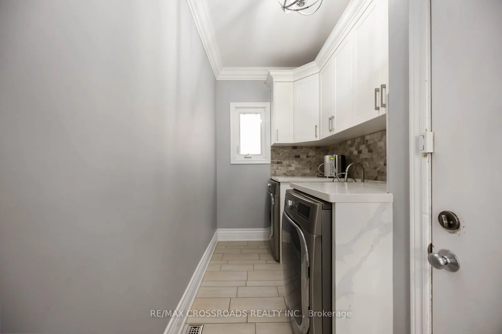 50 Grandlea Crescent