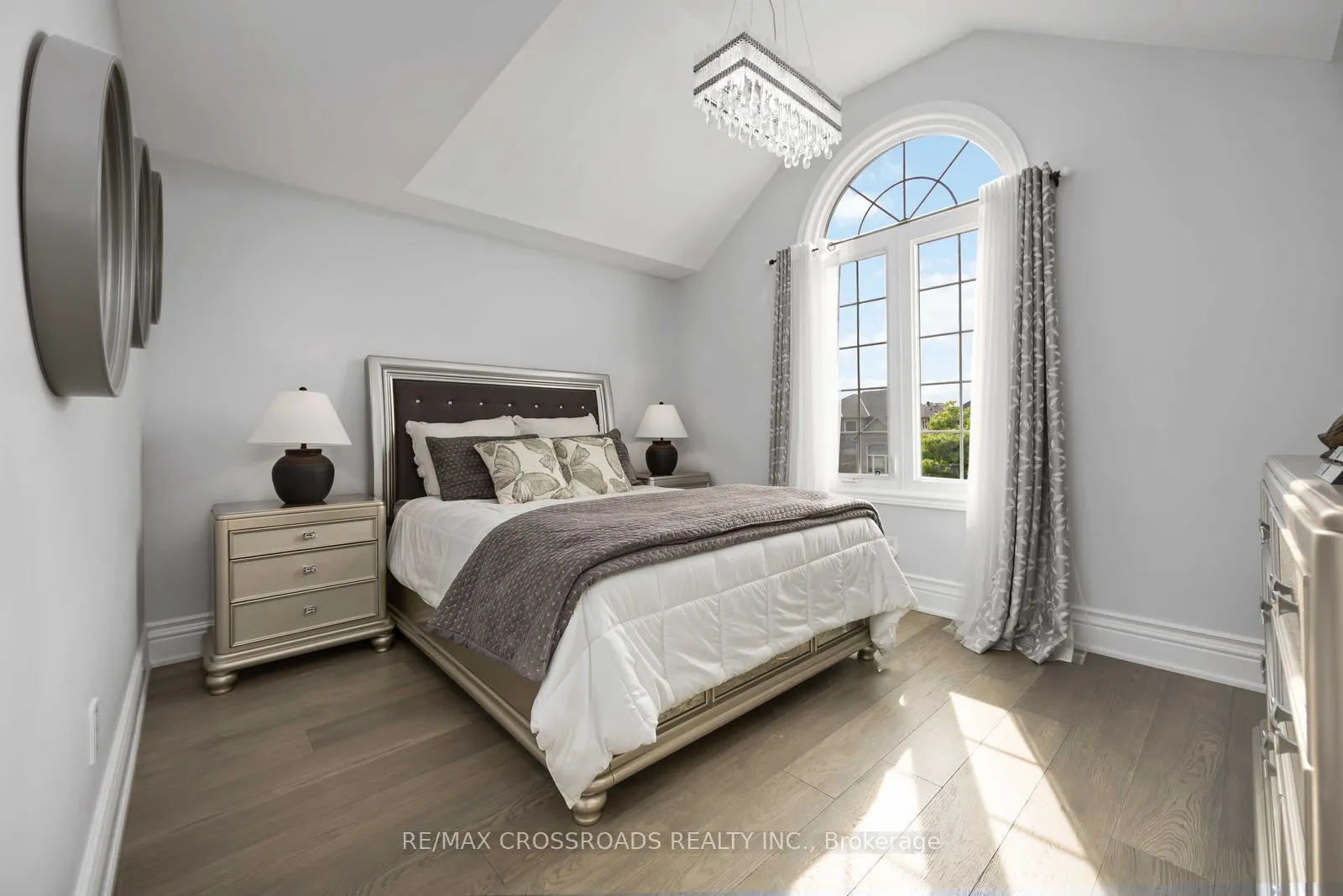 50 Grandlea Crescent