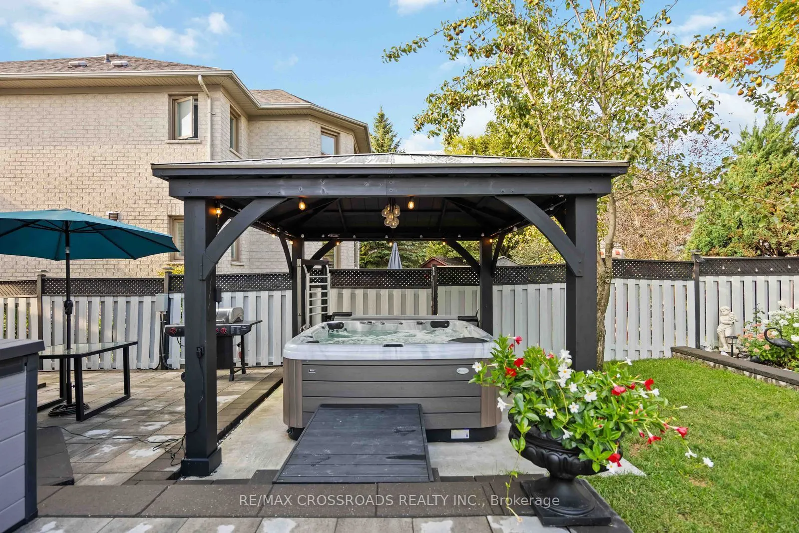 50 Grandlea Crescent