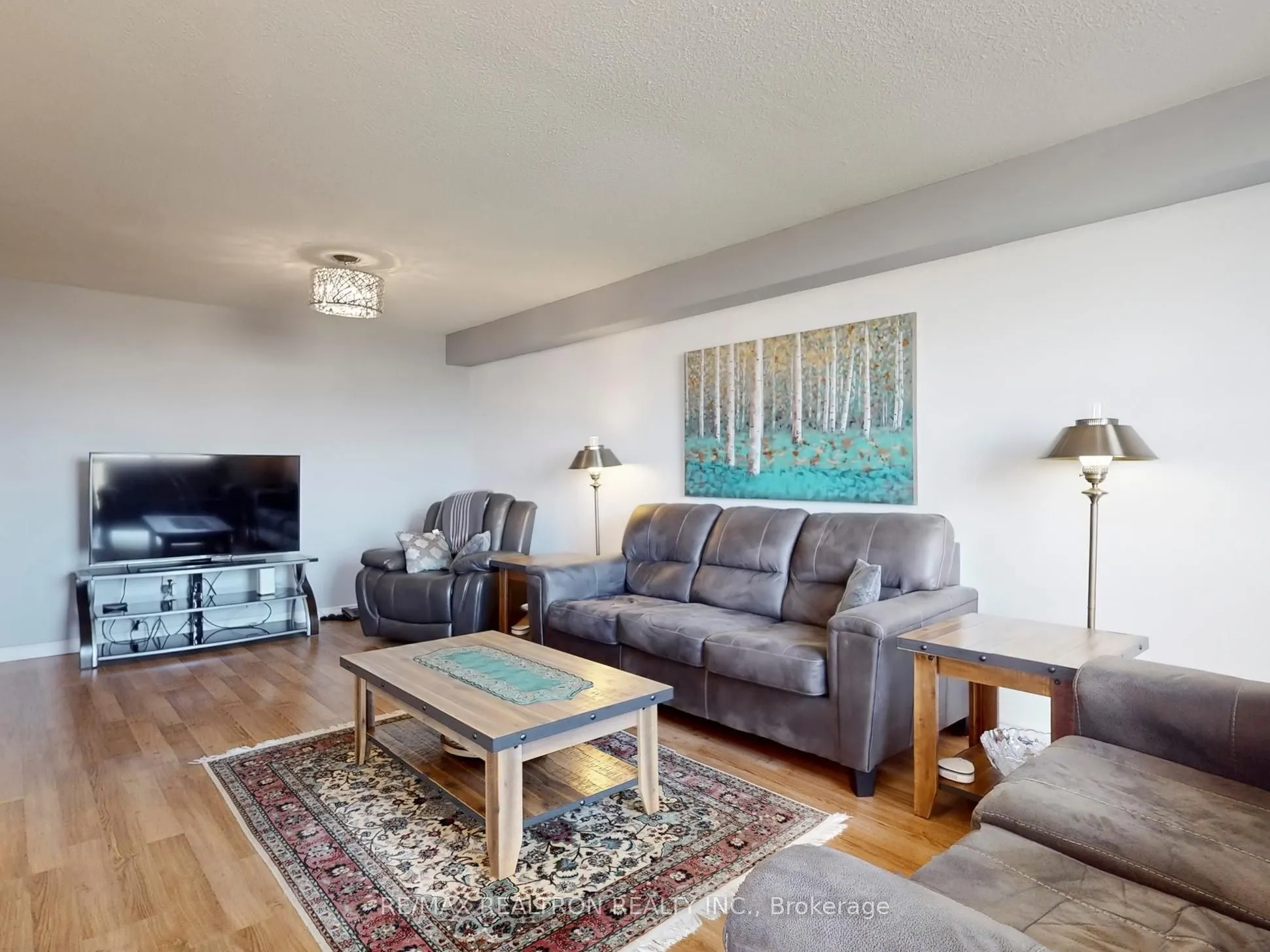 40 Harding Boulevard W, #1015