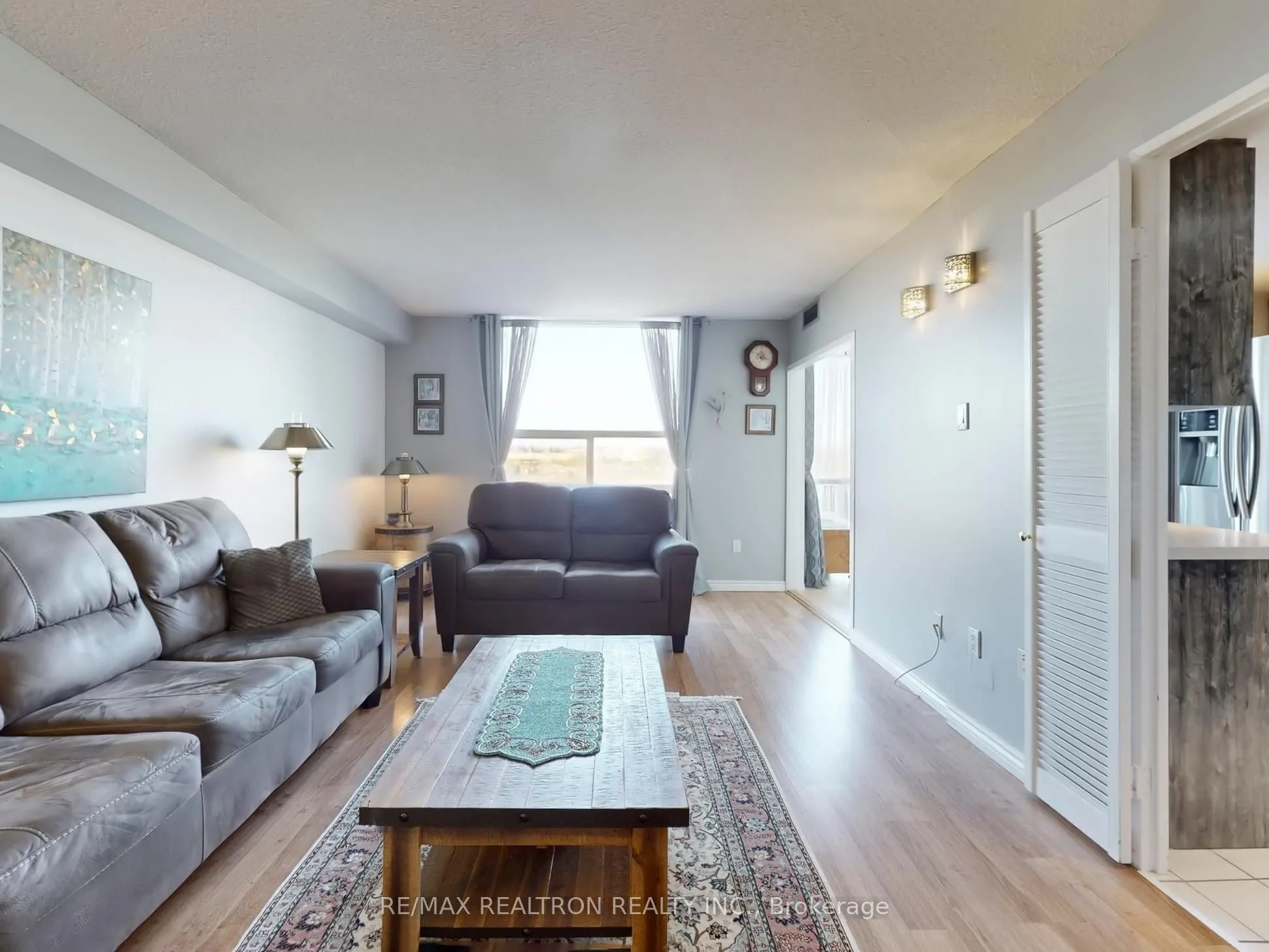 40 Harding Boulevard W, #1015