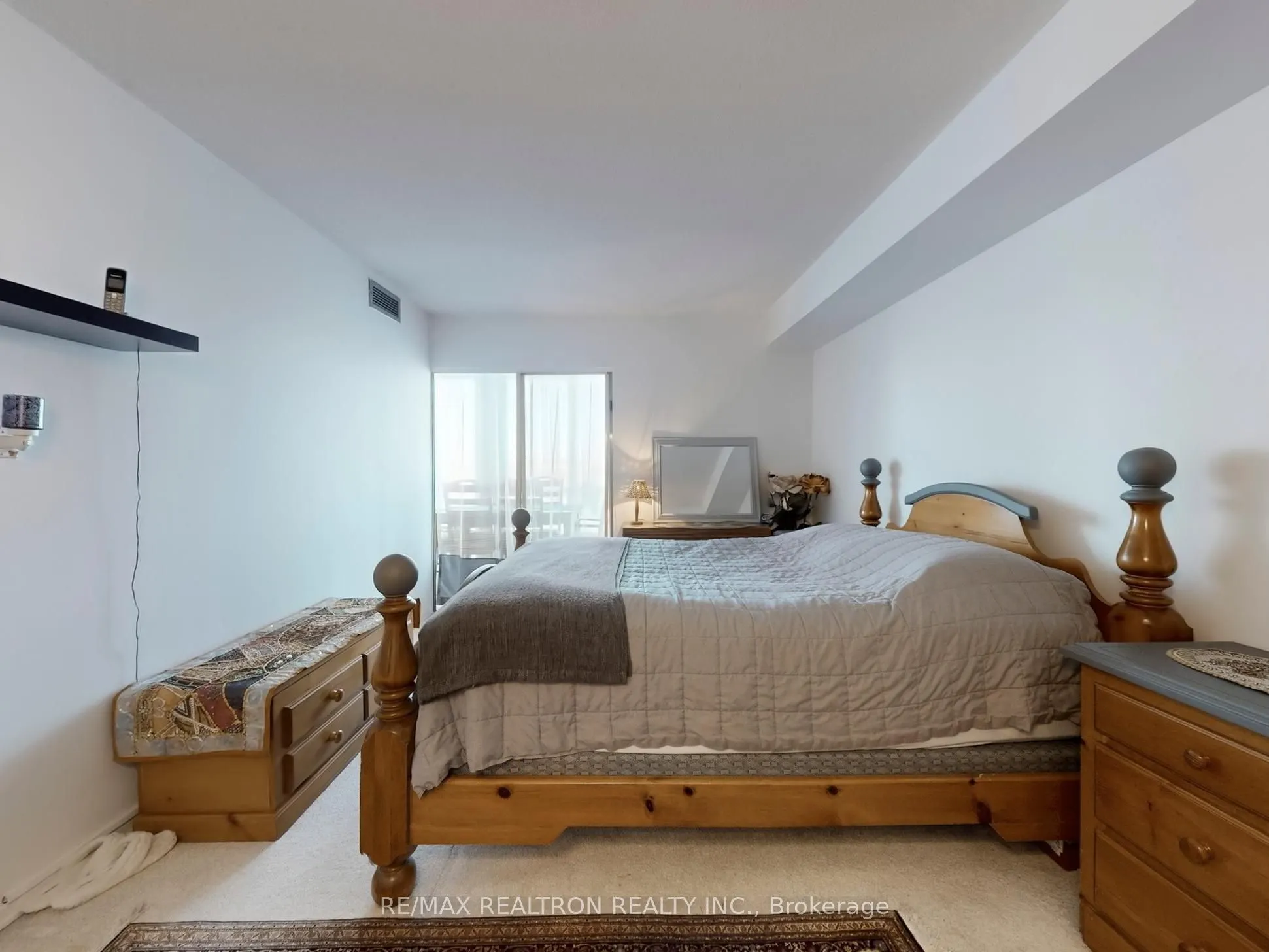 40 Harding Boulevard W, #1015