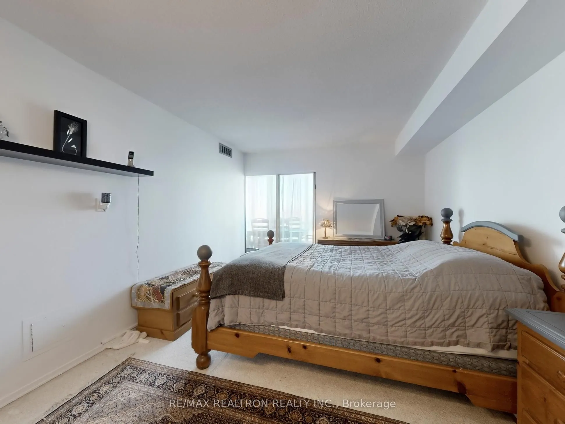 40 Harding Boulevard W, #1015