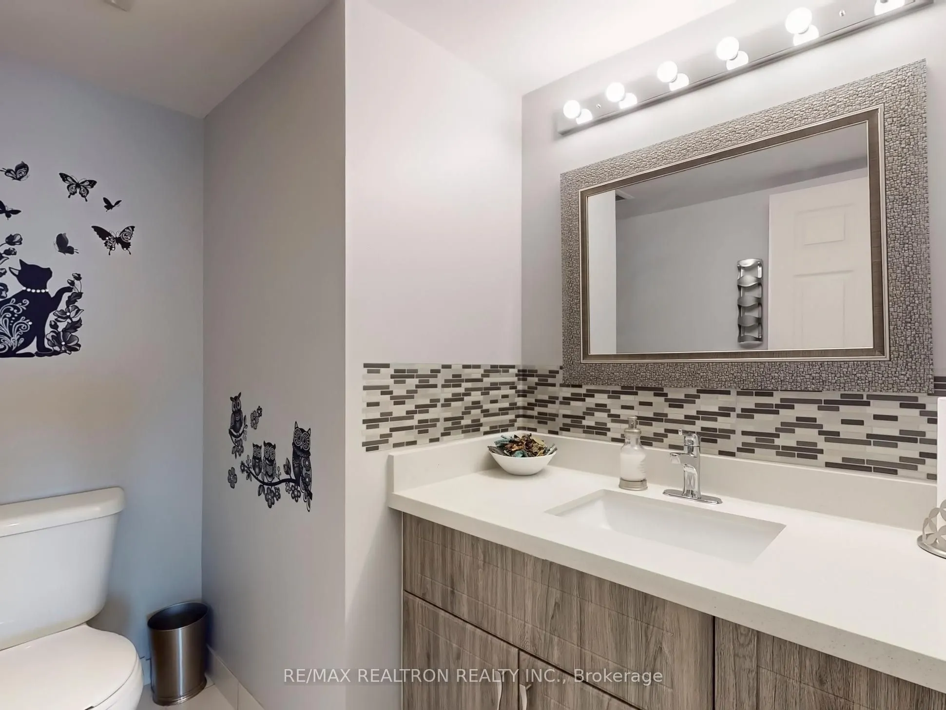 40 Harding Boulevard W, #1015