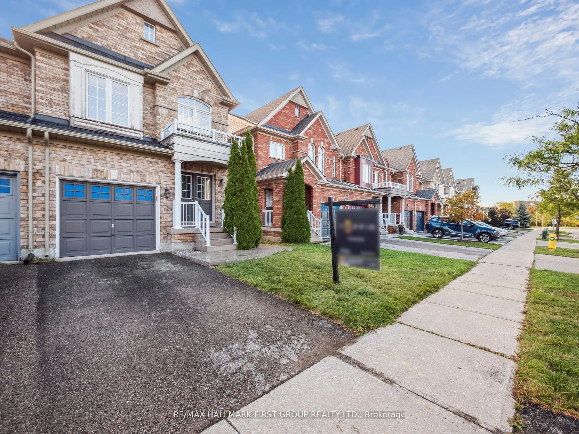 20 Crestbank Court