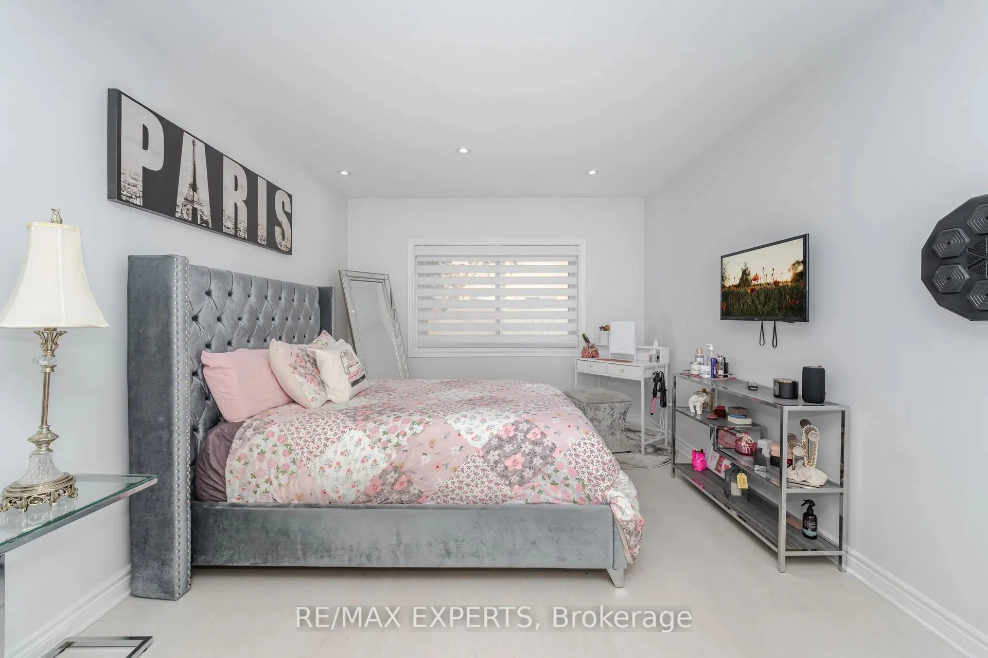 77 Mill Street E, #22