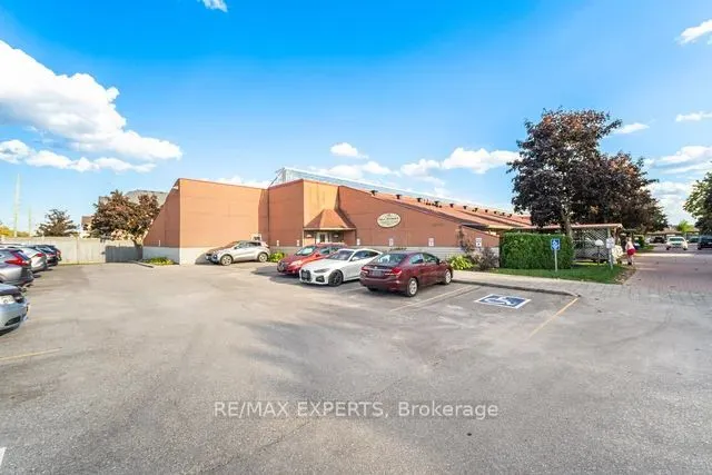 77 Mill Street E, #22